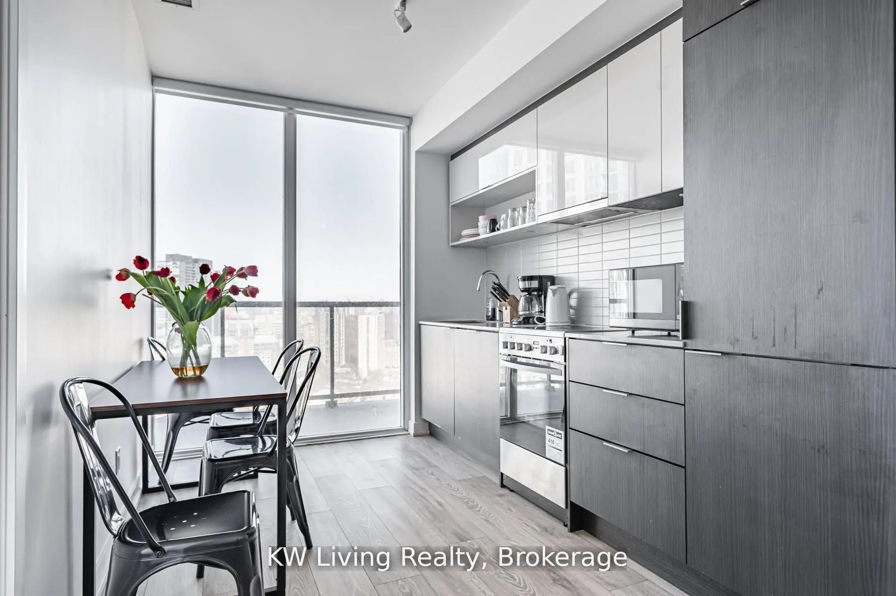 159 Wellesley Street E #3009
