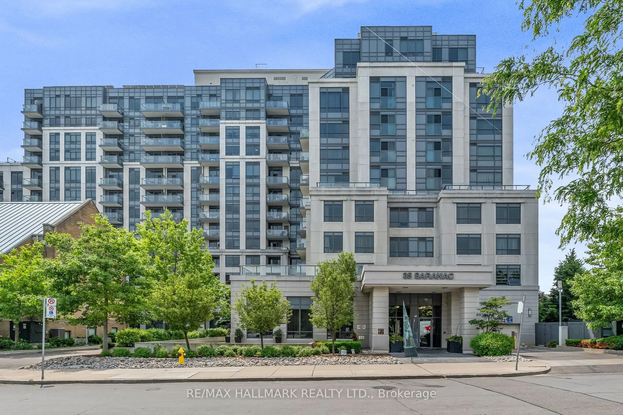 35 Saranac Boulevard #907