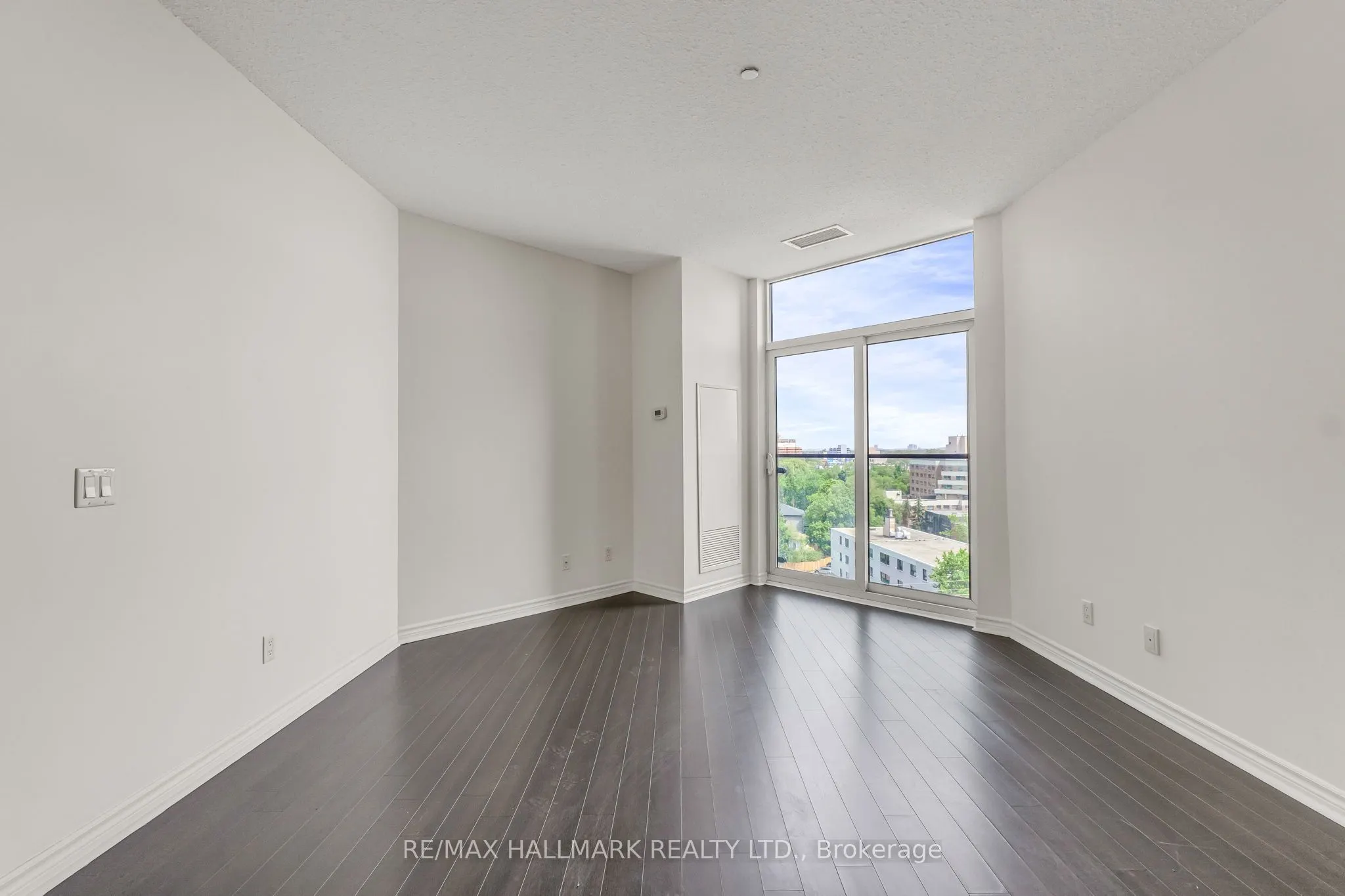 35 Saranac Boulevard #907