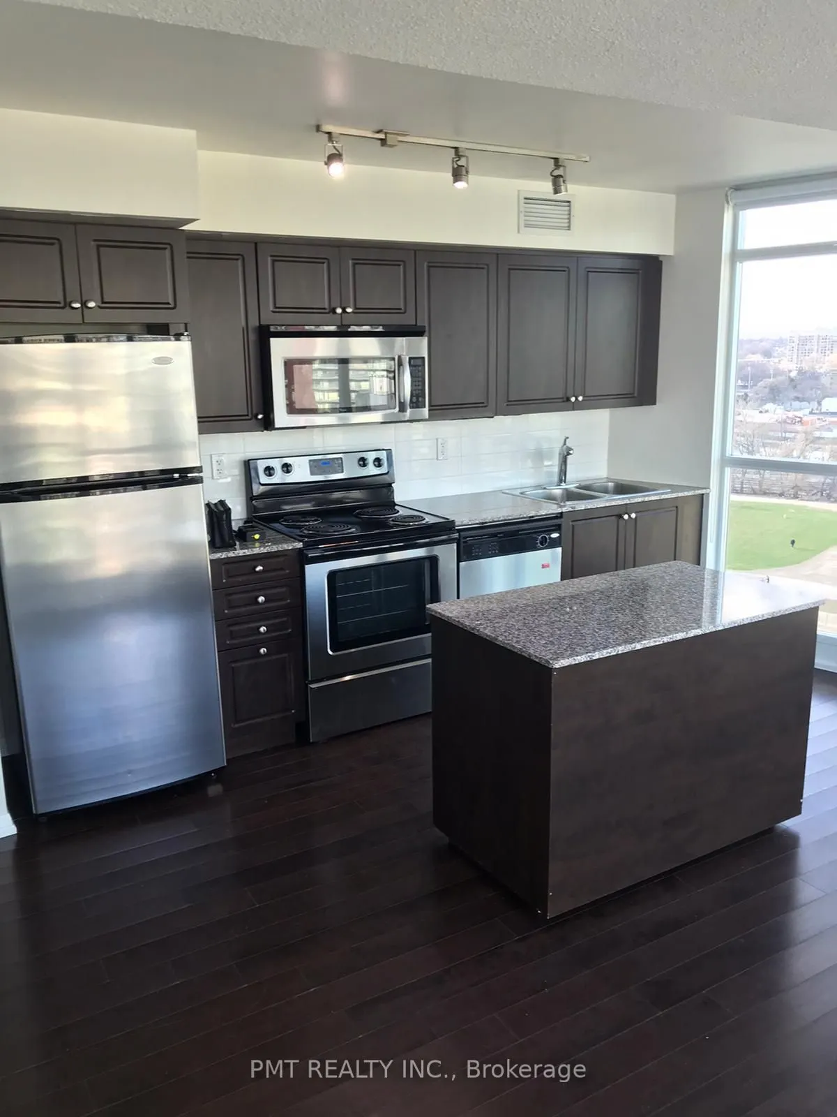 209 Fort York Boulevard #1563