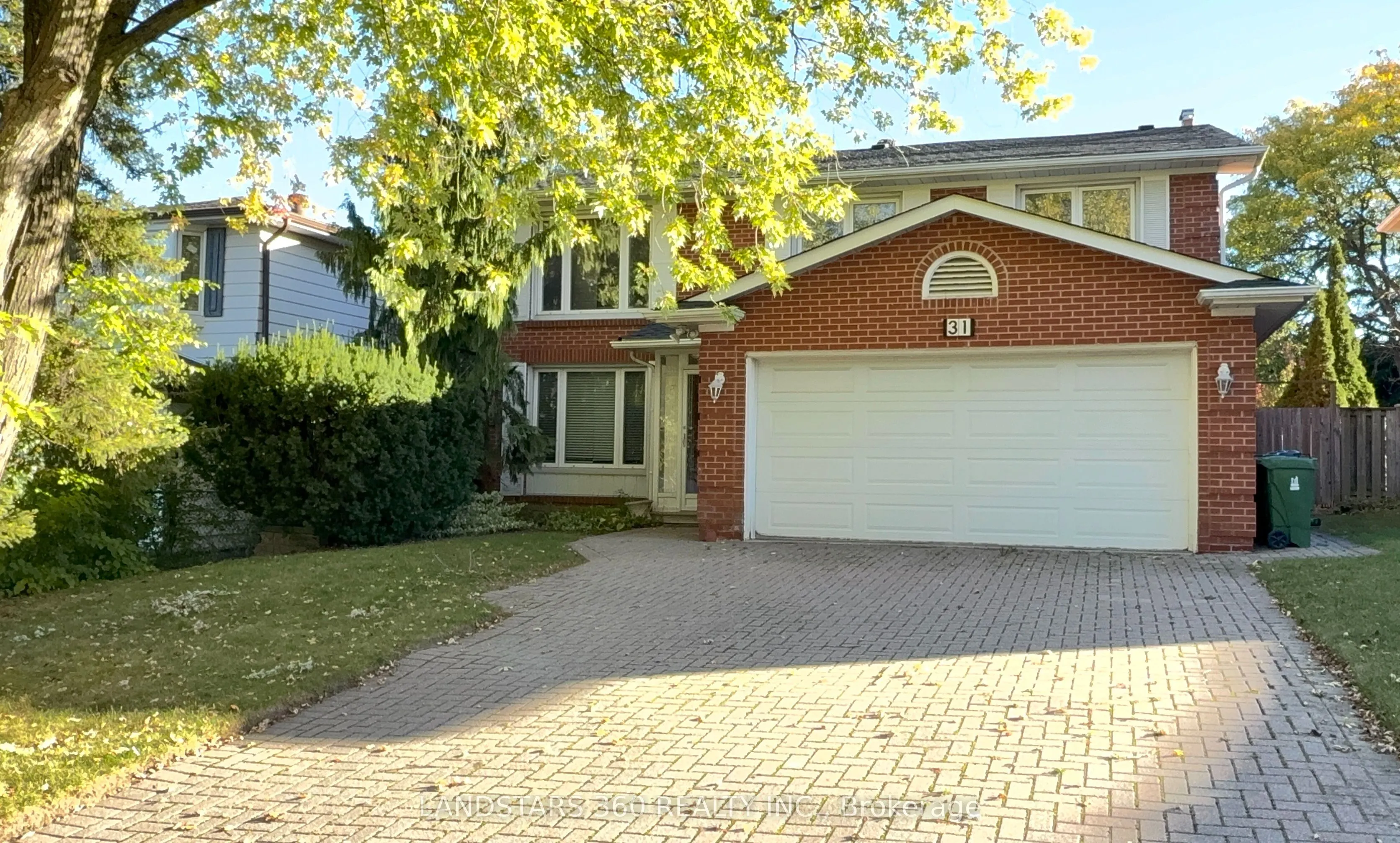 31 Whitehorn Crescent