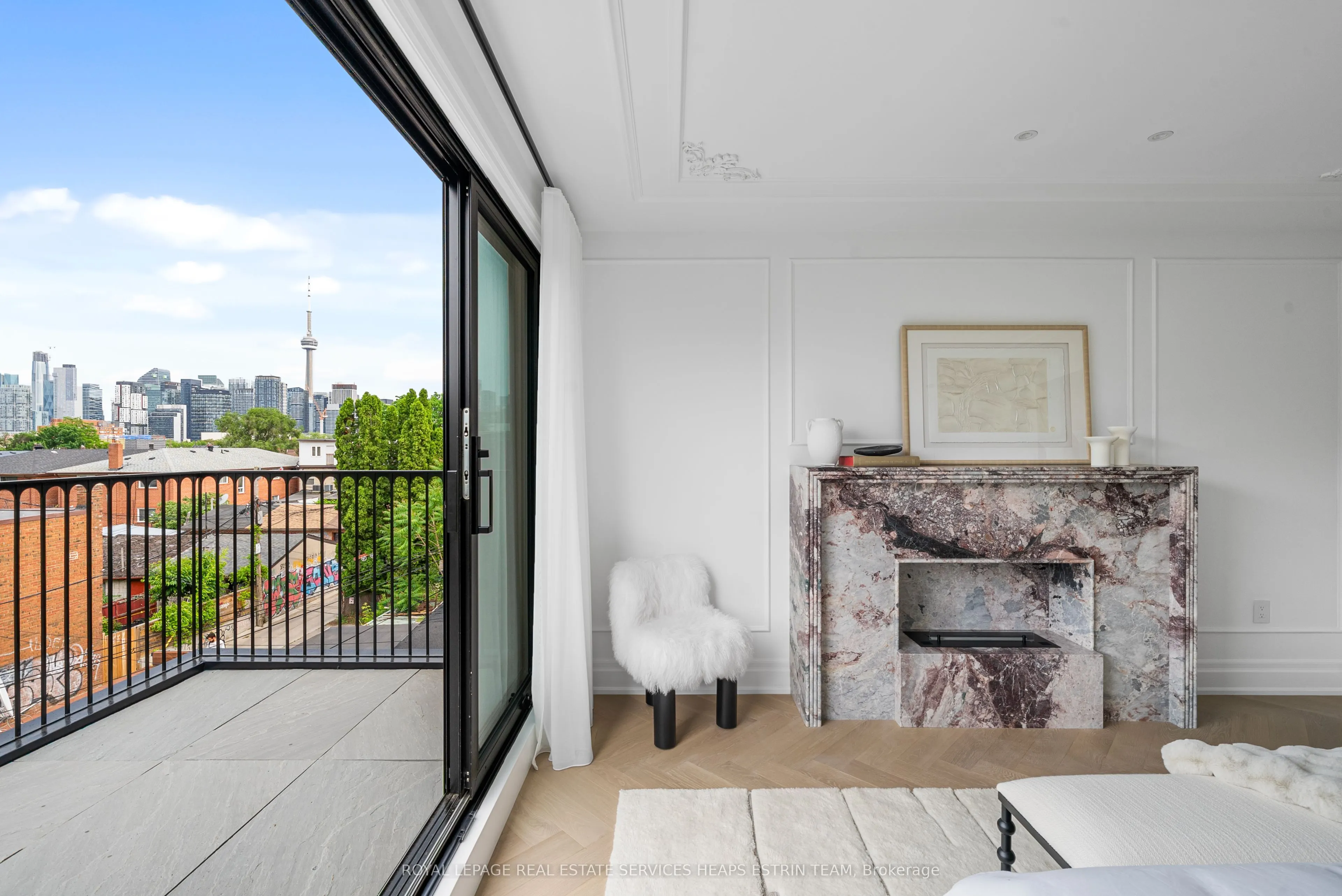 23 Lippincott Street