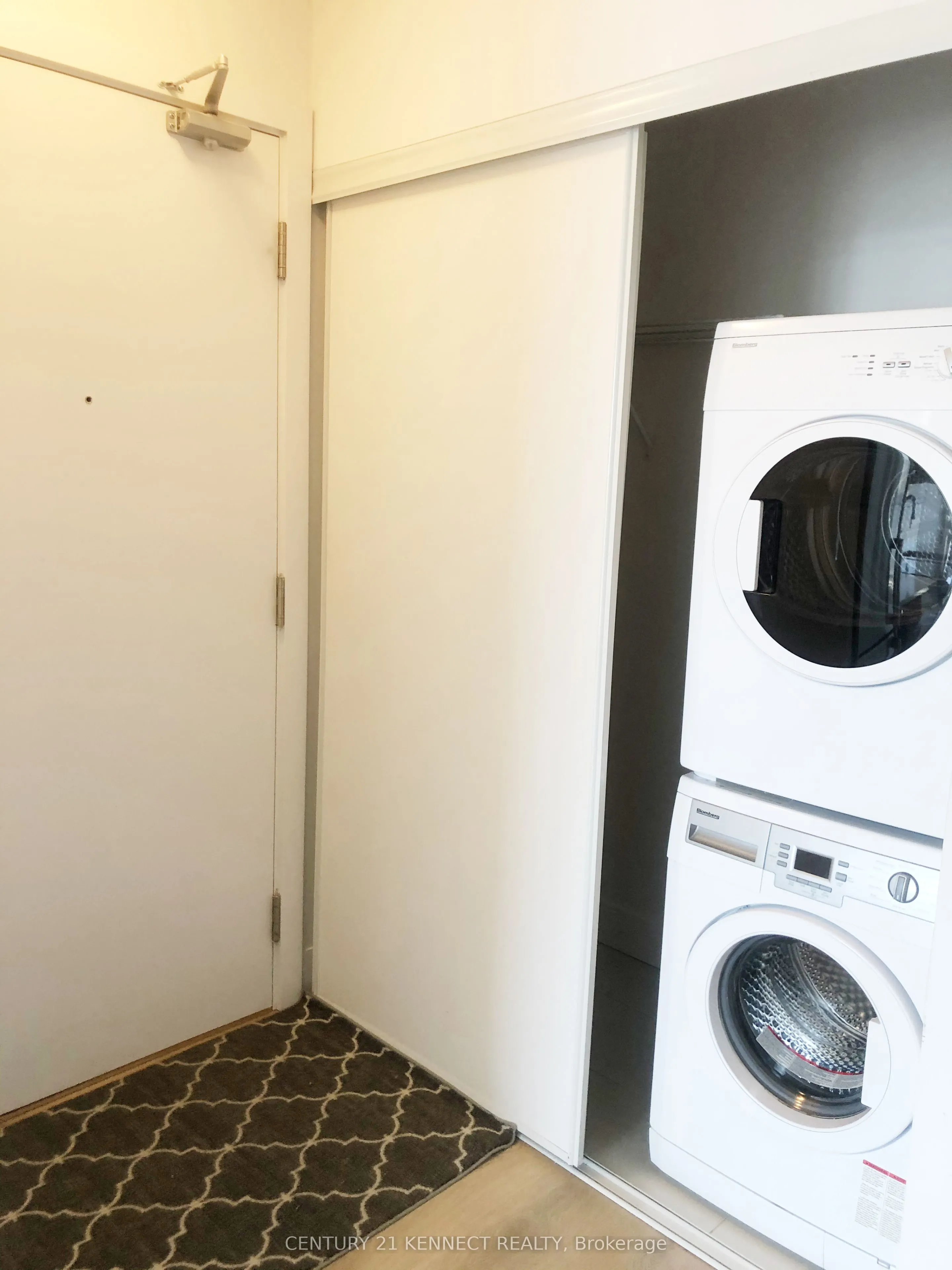 128 Fairview Mall Drive #1101