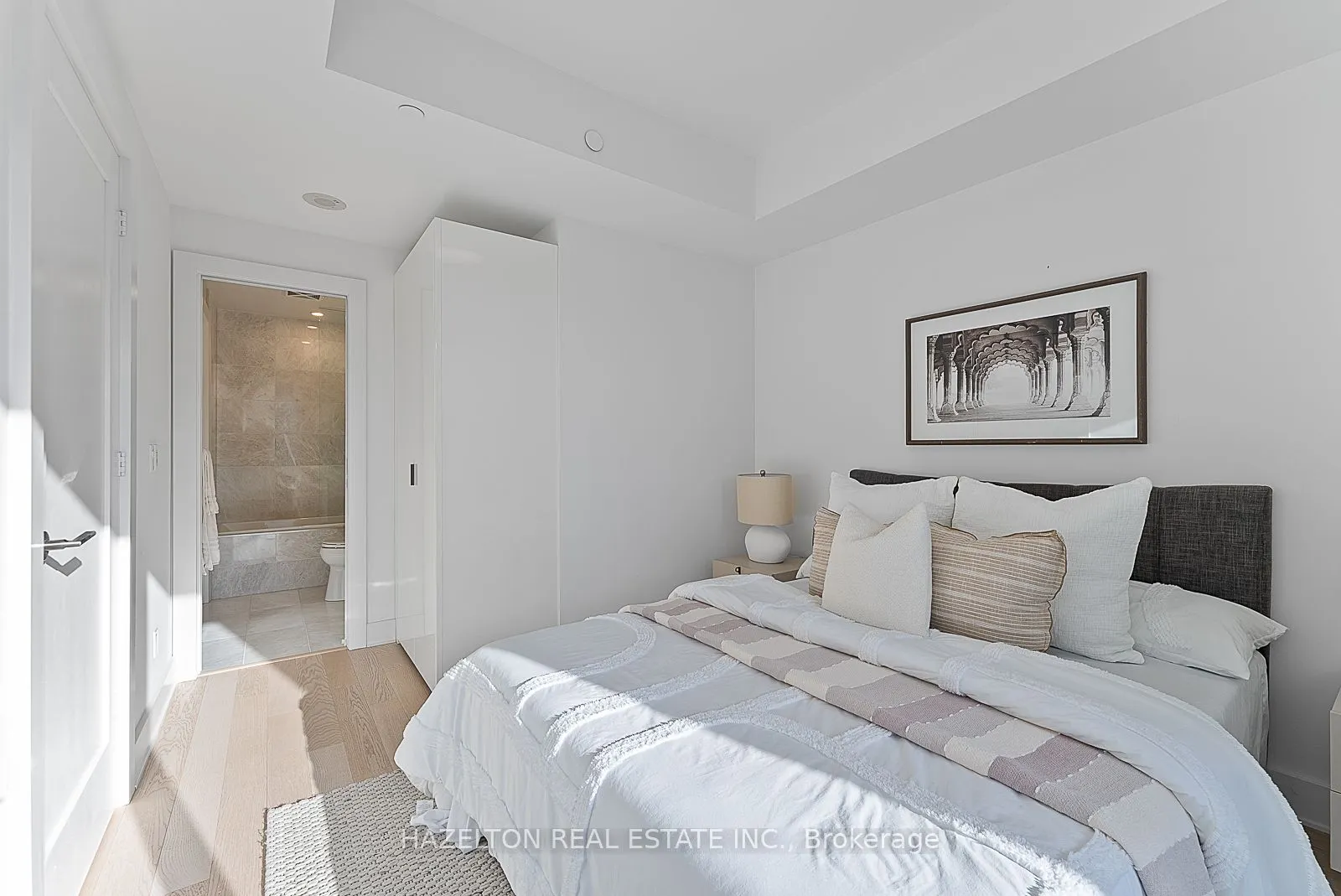 128 Pears Avenue #302