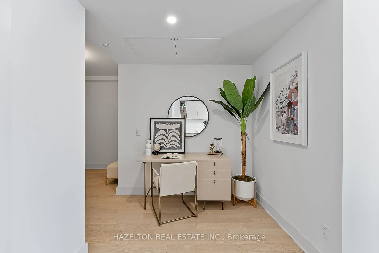 128 Pears Avenue #302