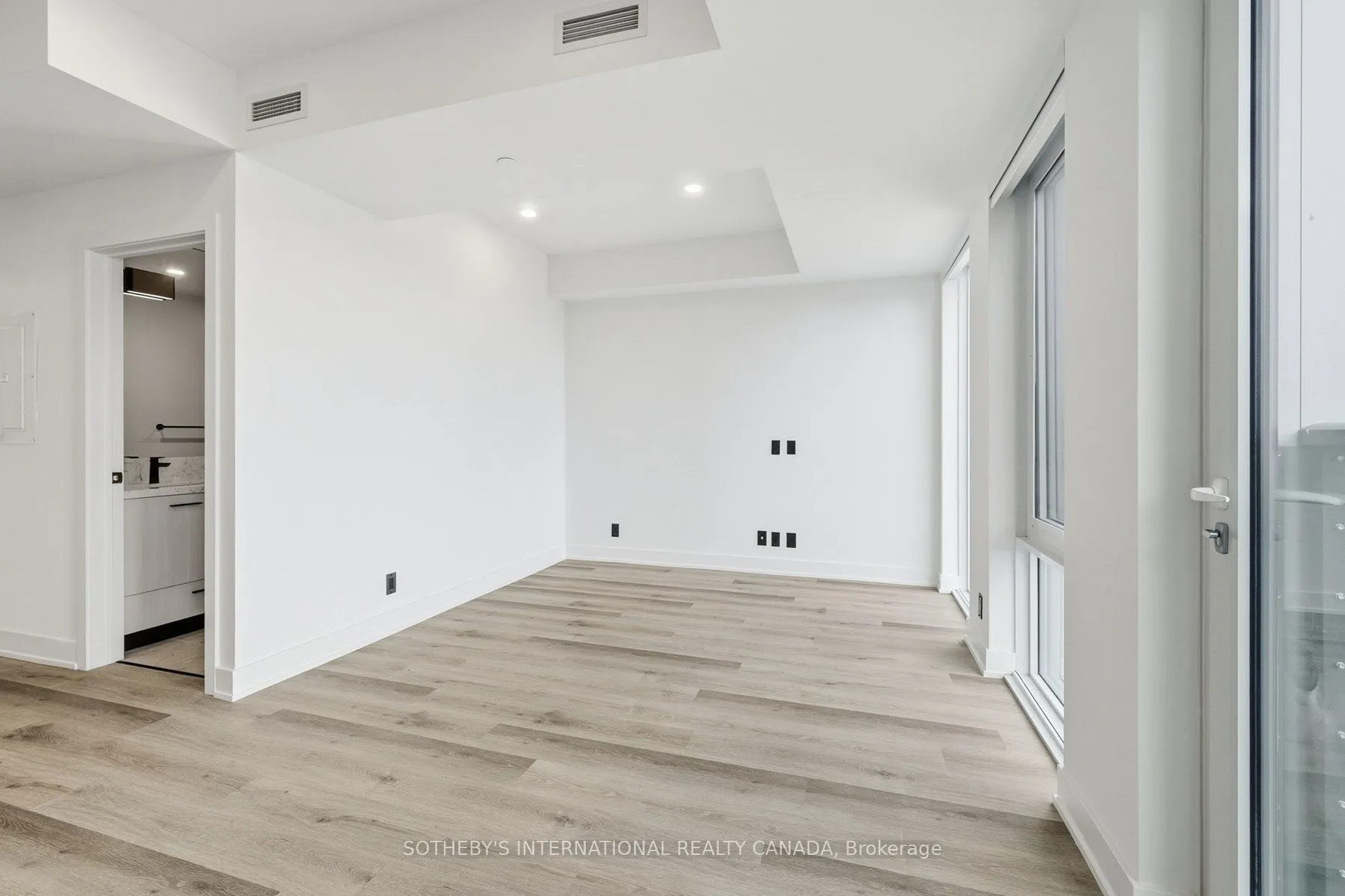 30 Mutual Street #E2905