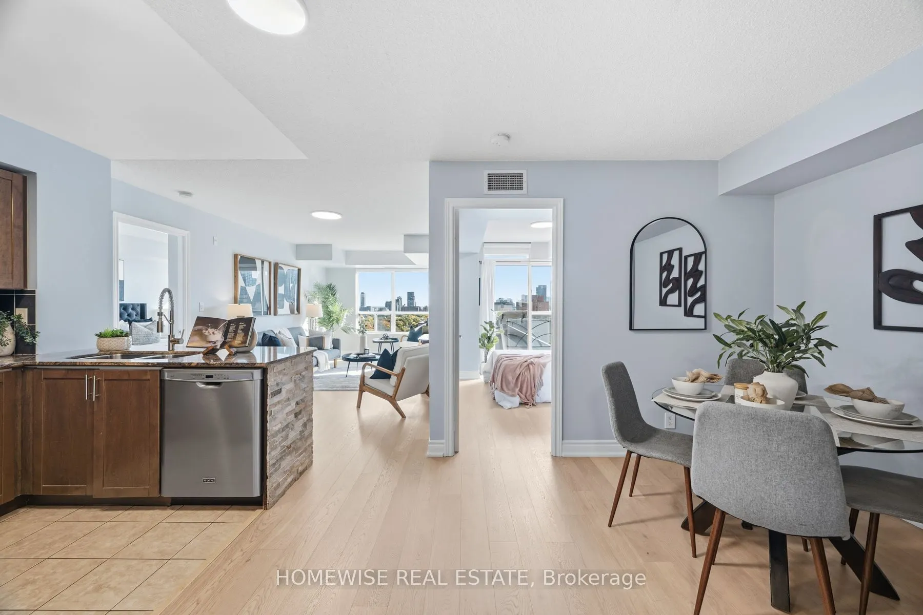 225 Wellesley Street E #1001