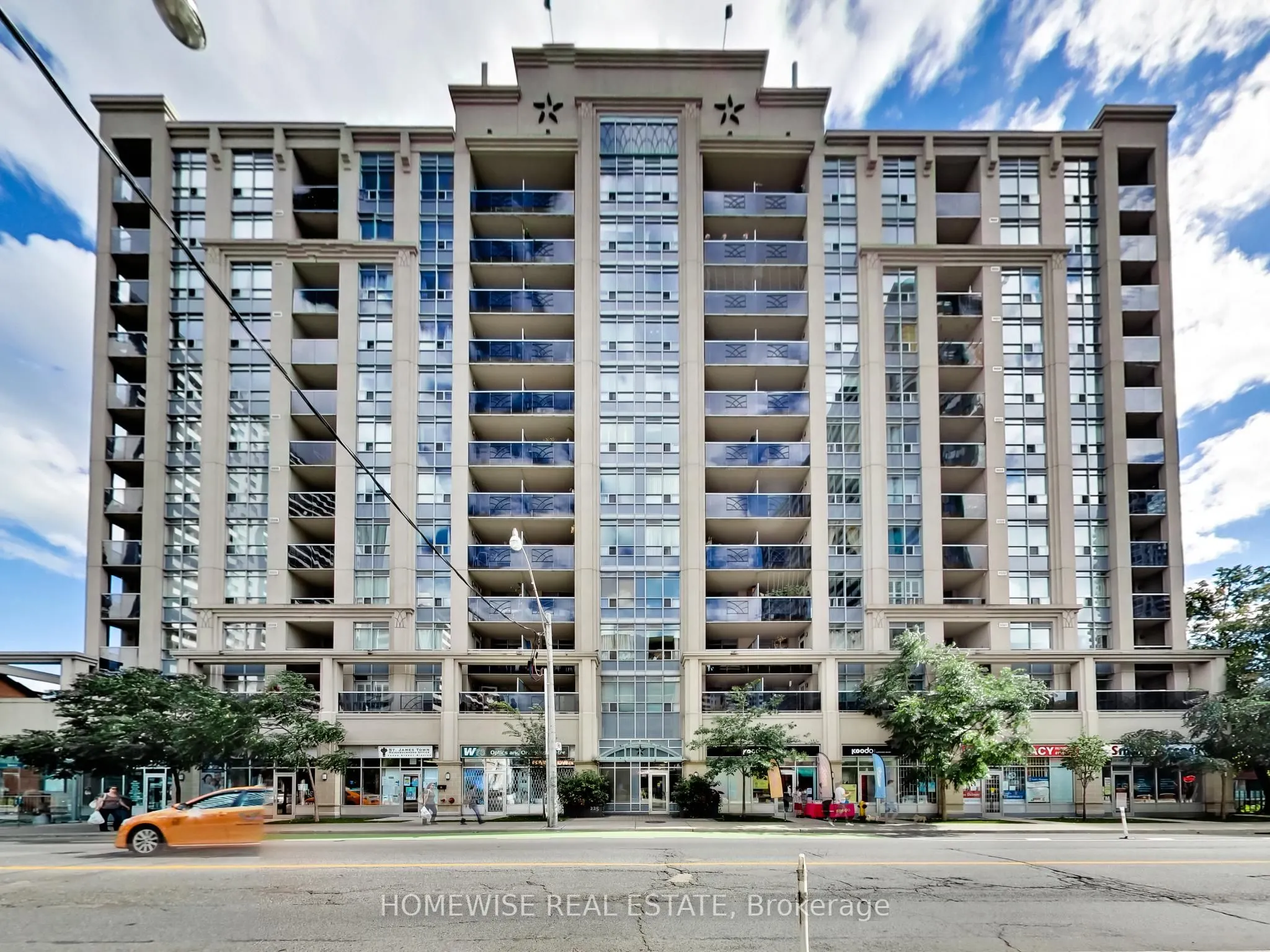 225 Wellesley Street E #1001