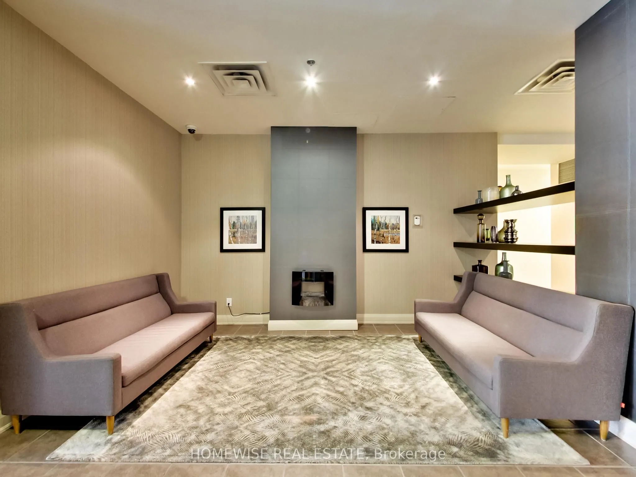 225 Wellesley Street E #1001