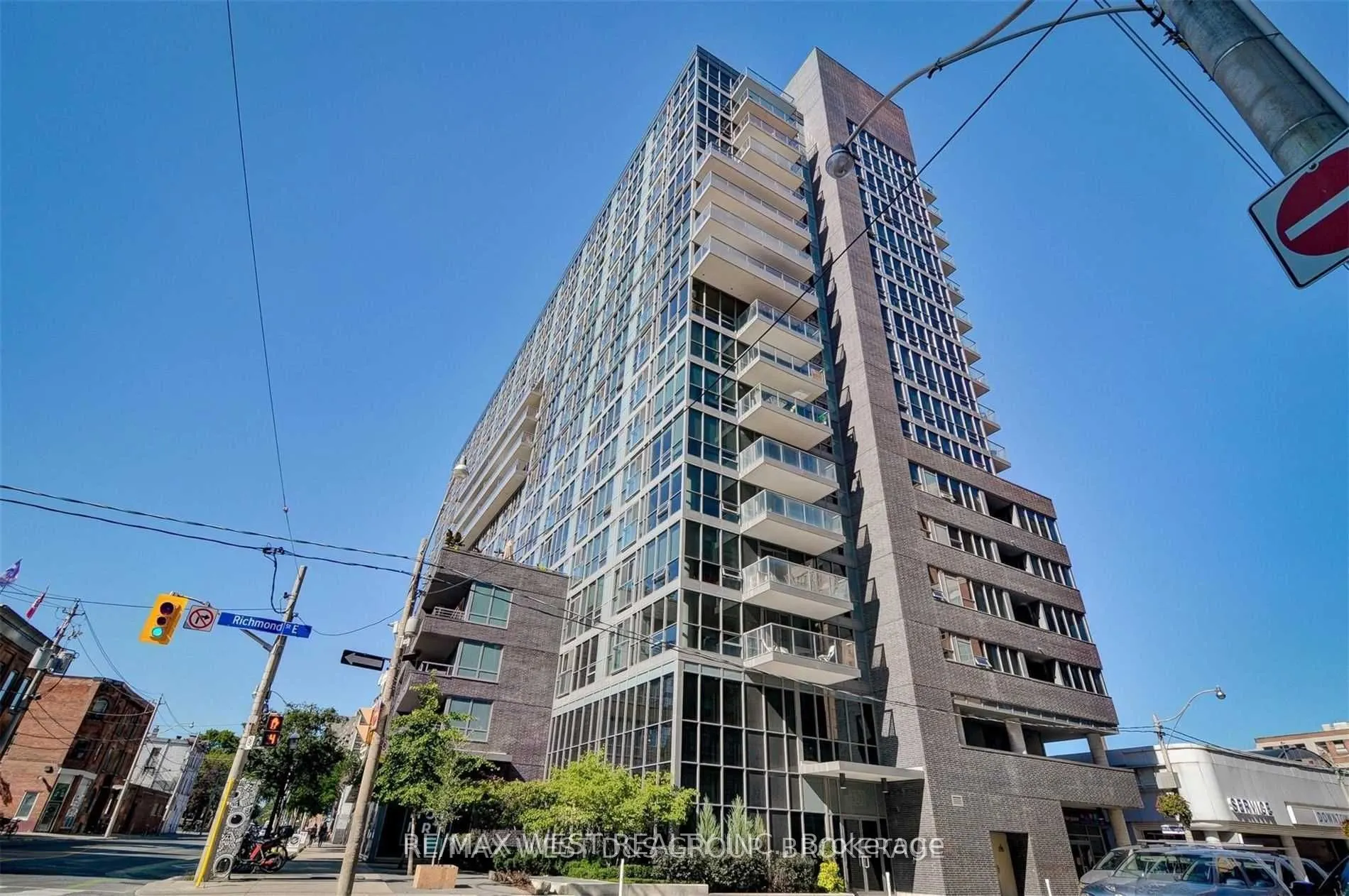 320 Richmond Street E #LPH 1611