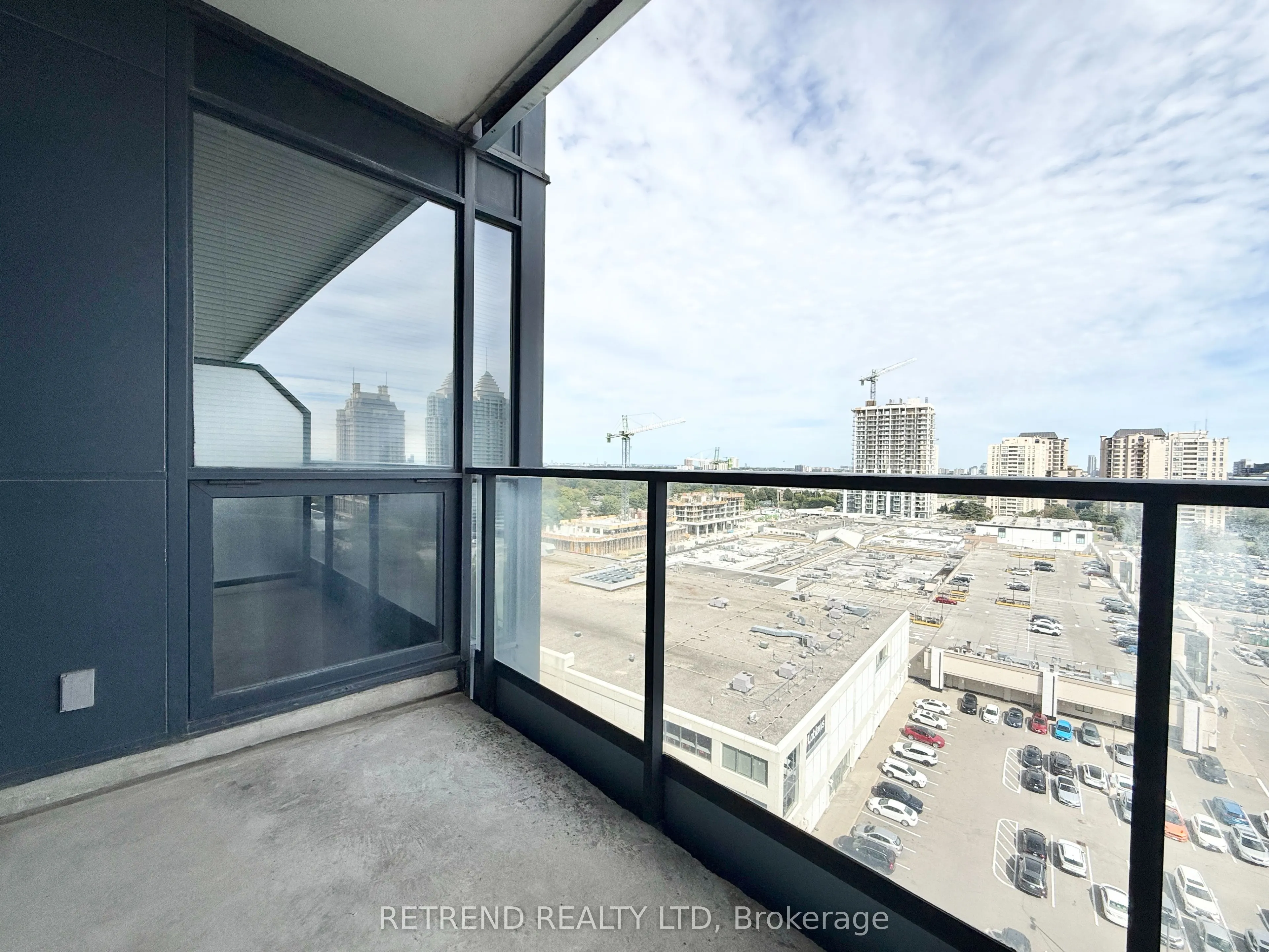 2885 Bayview Avenue #926
