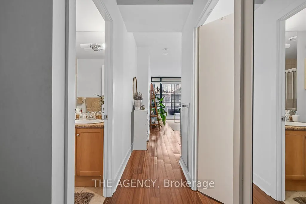 438 King Street W #1314