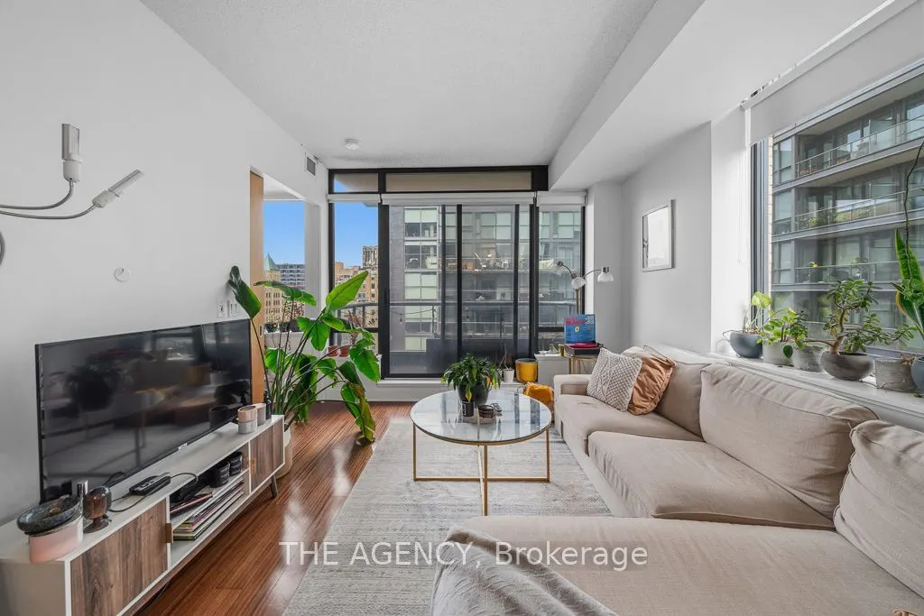 438 King Street W #1314