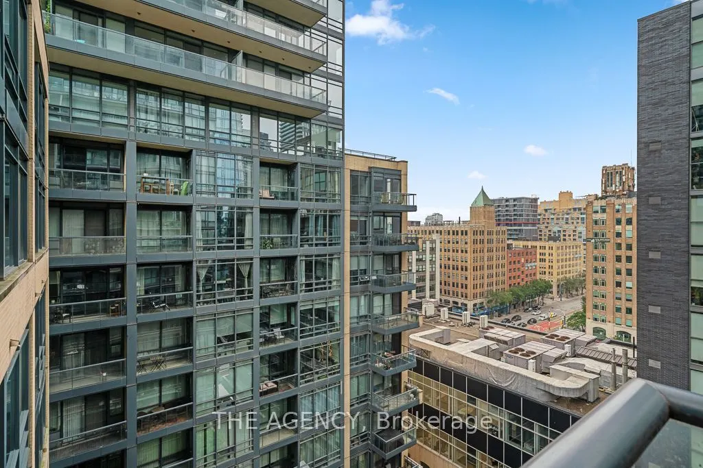 438 King Street W #1314