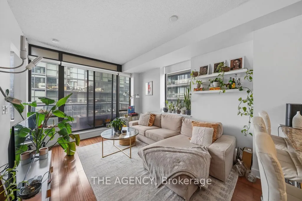 438 King Street W #1314