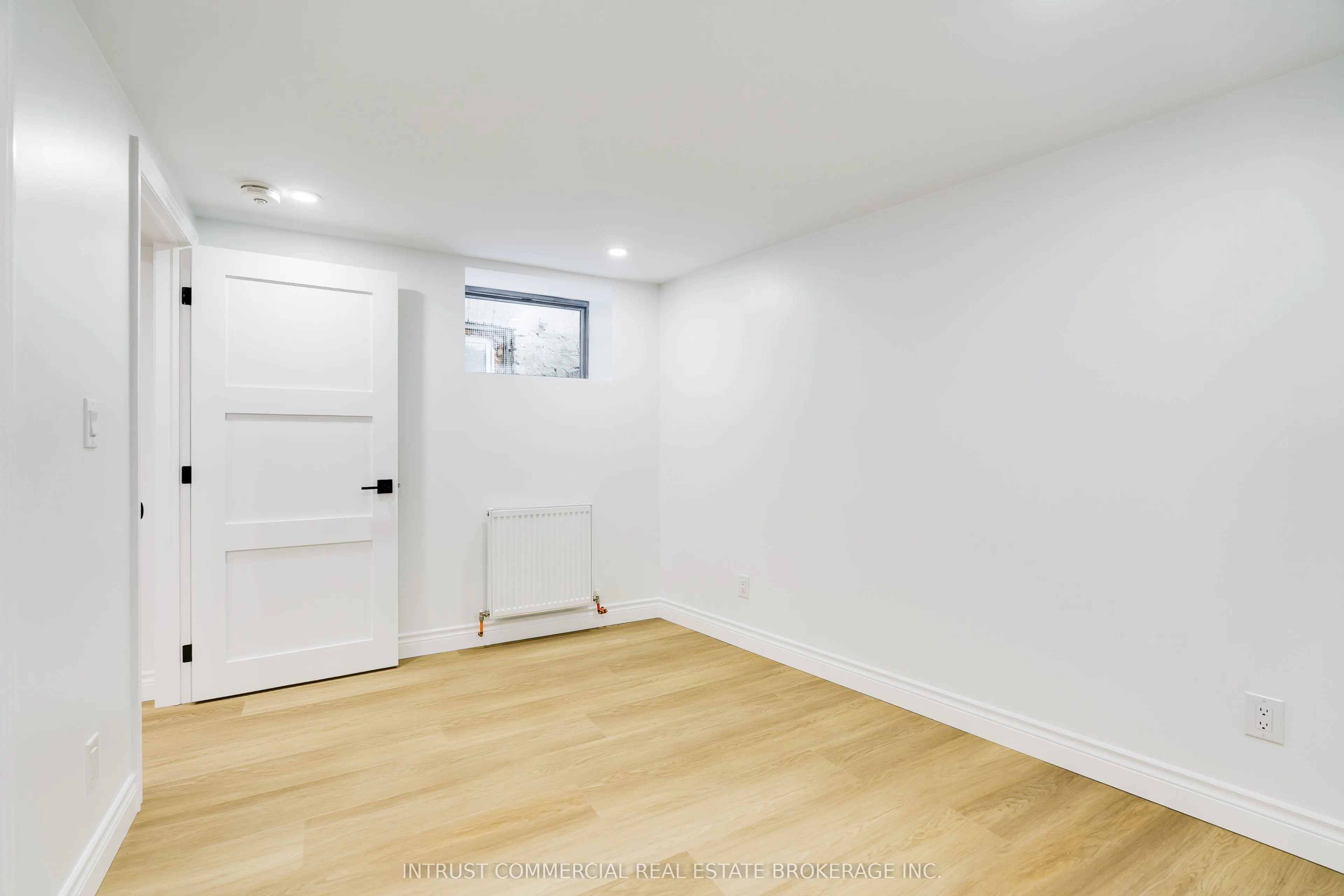 54 Vaughan Road #Lower Level
