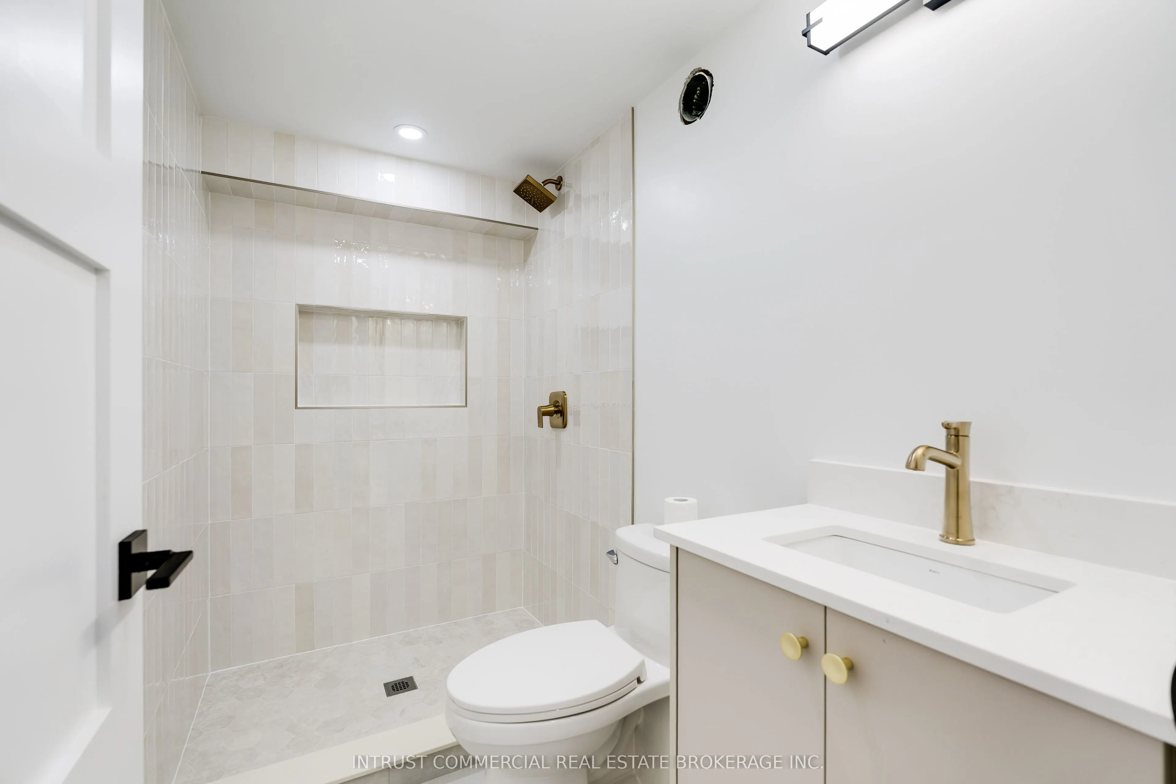 54 Vaughan Road #Lower Level