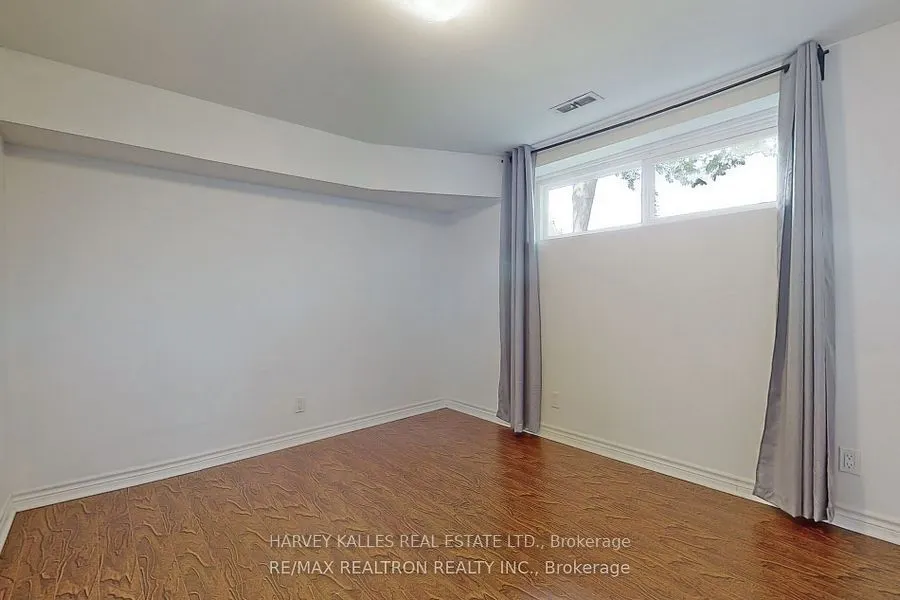 142 Combe Avenue #Lower