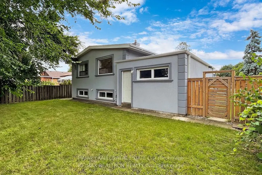 142 Combe Avenue #Lower