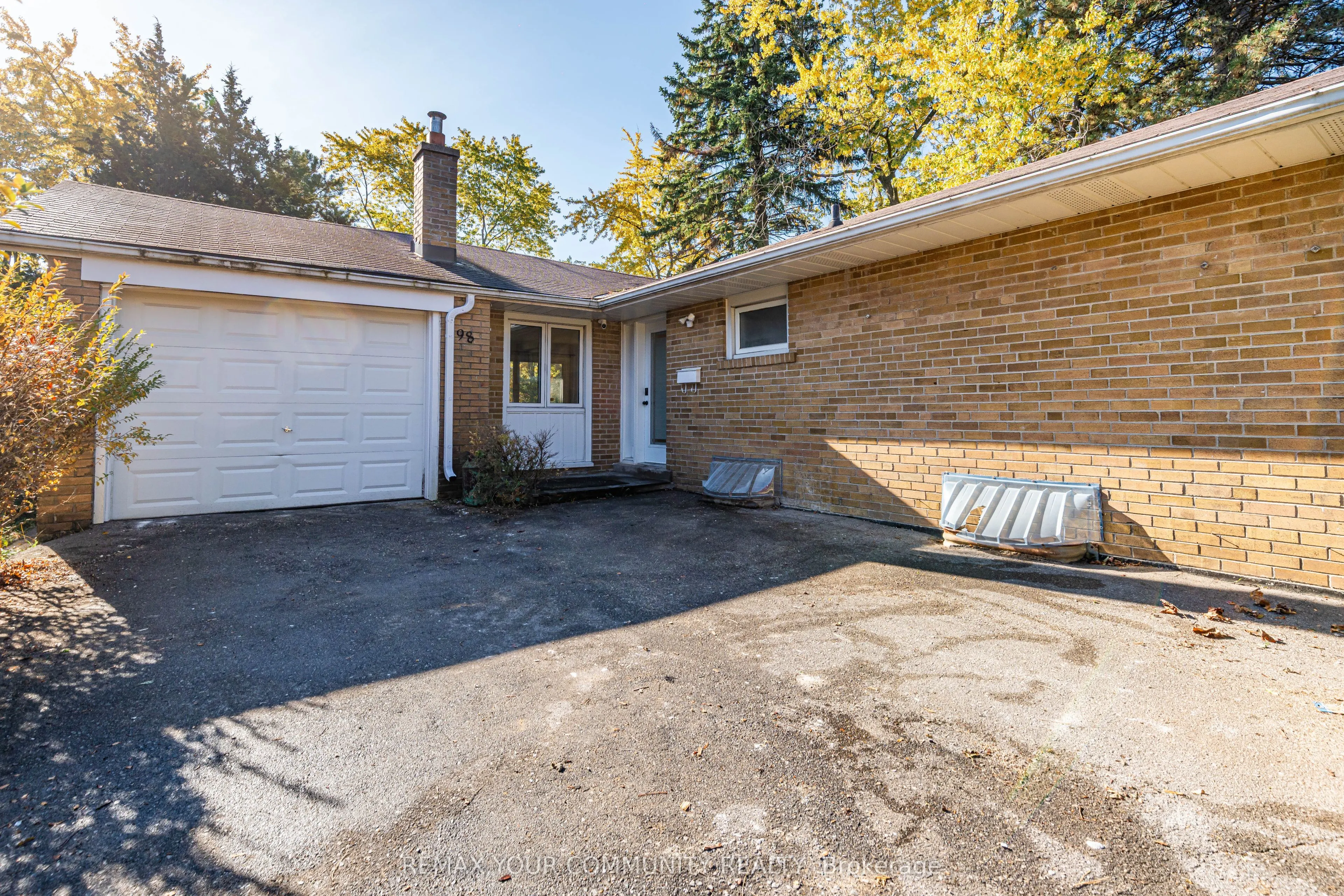 98 Wigmore Drive #Main