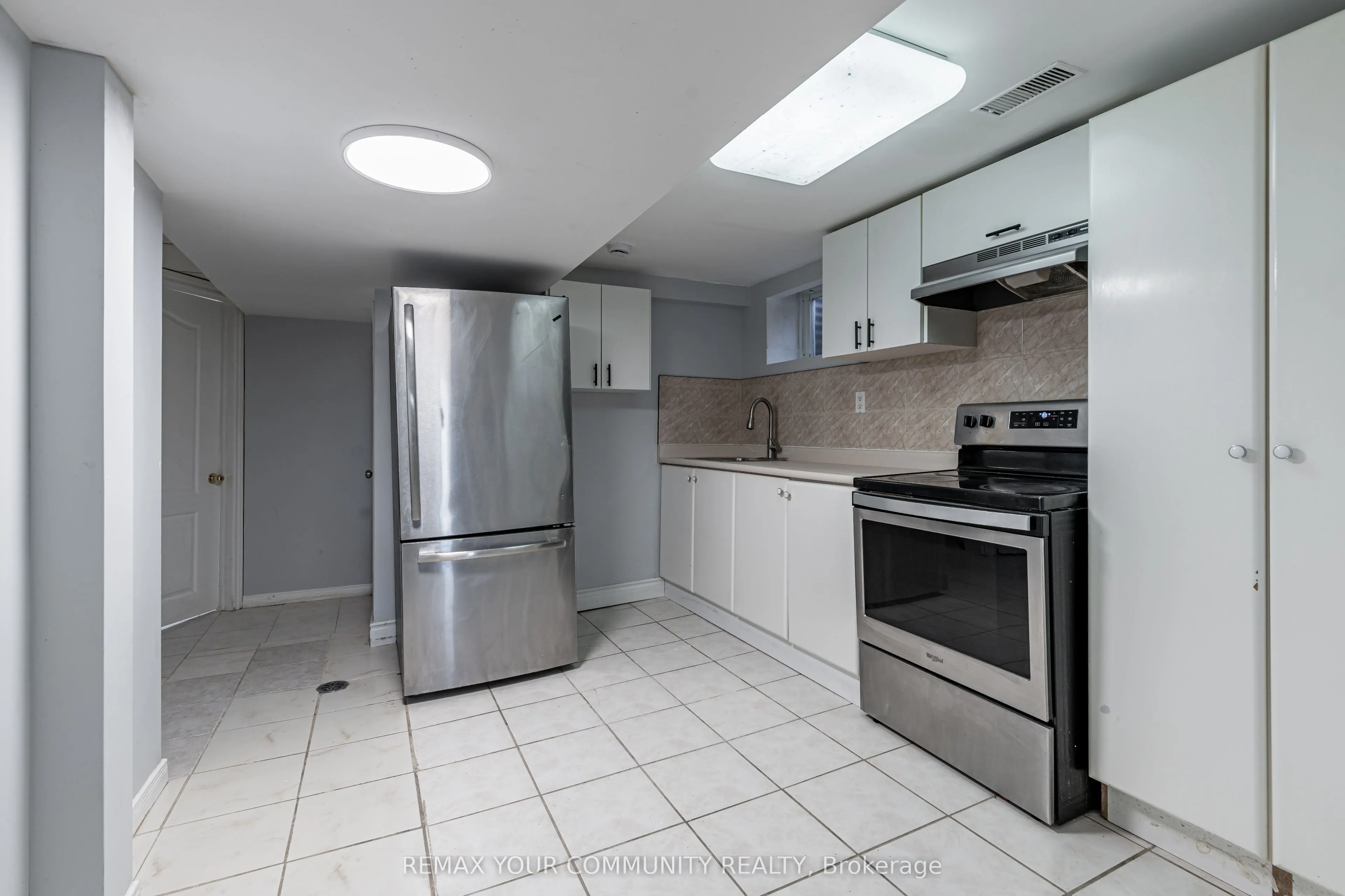 98 Wigmore Drive #Main