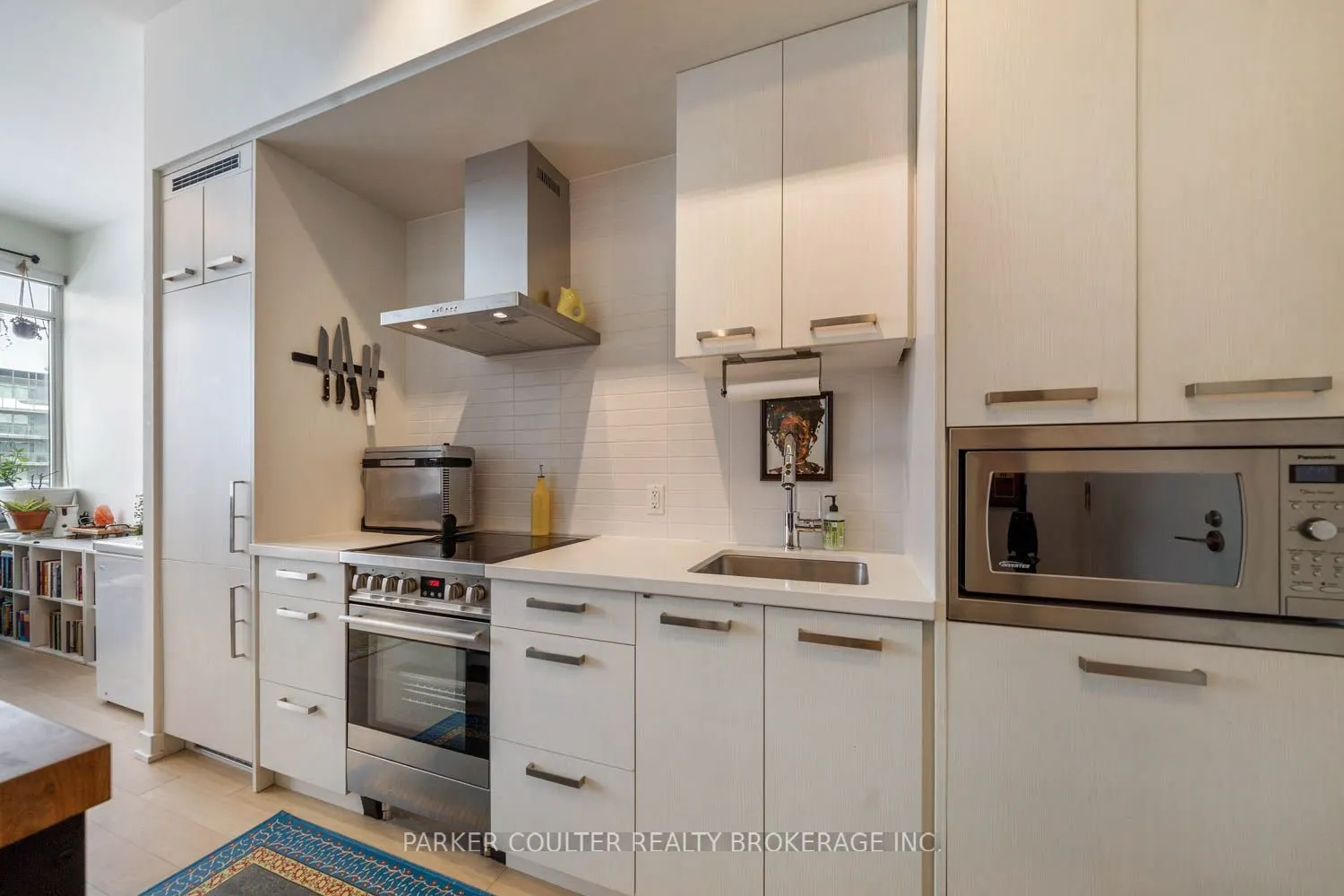 455 Front Street E #S810
