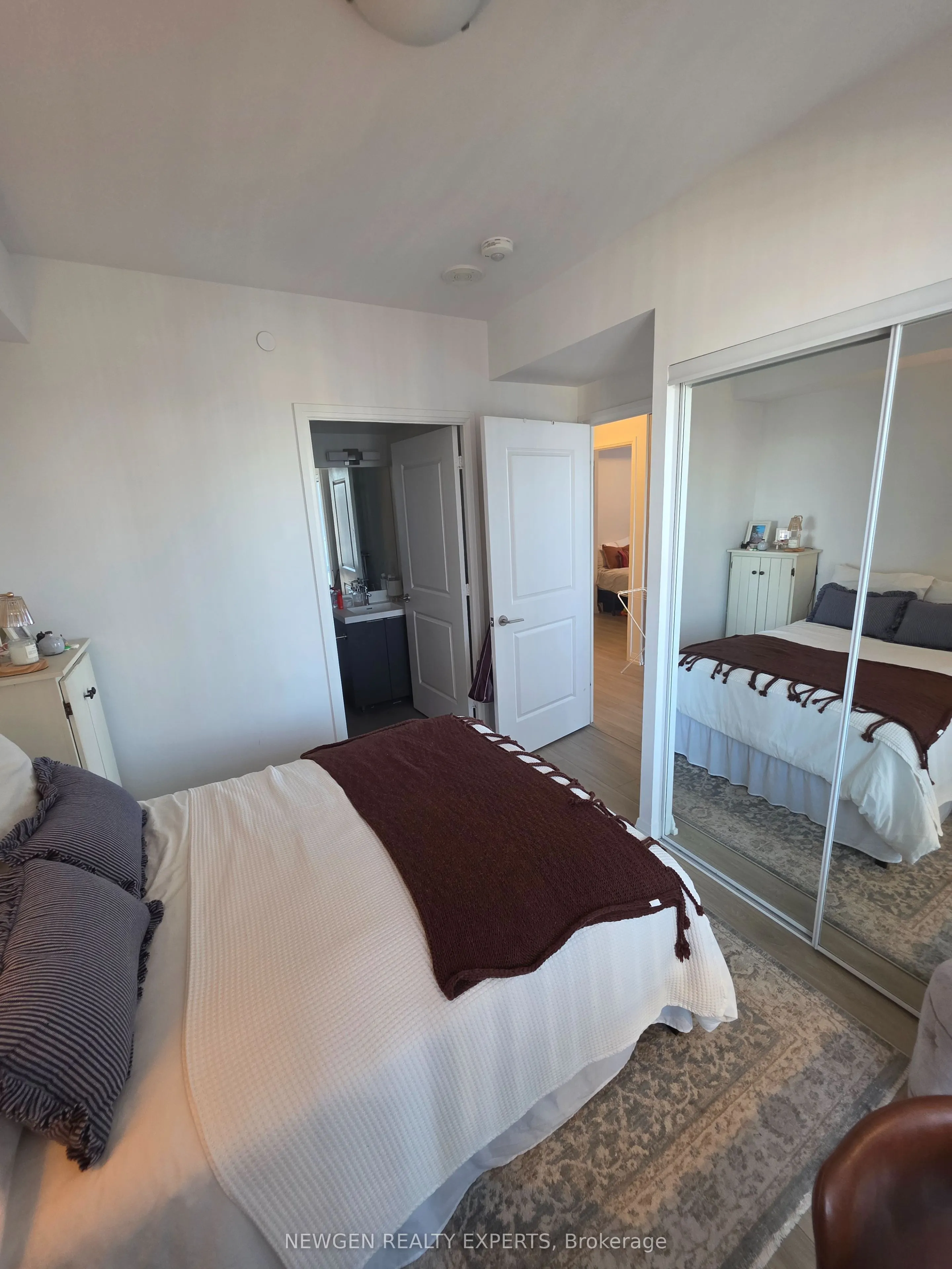 28 Widmer Street #3025