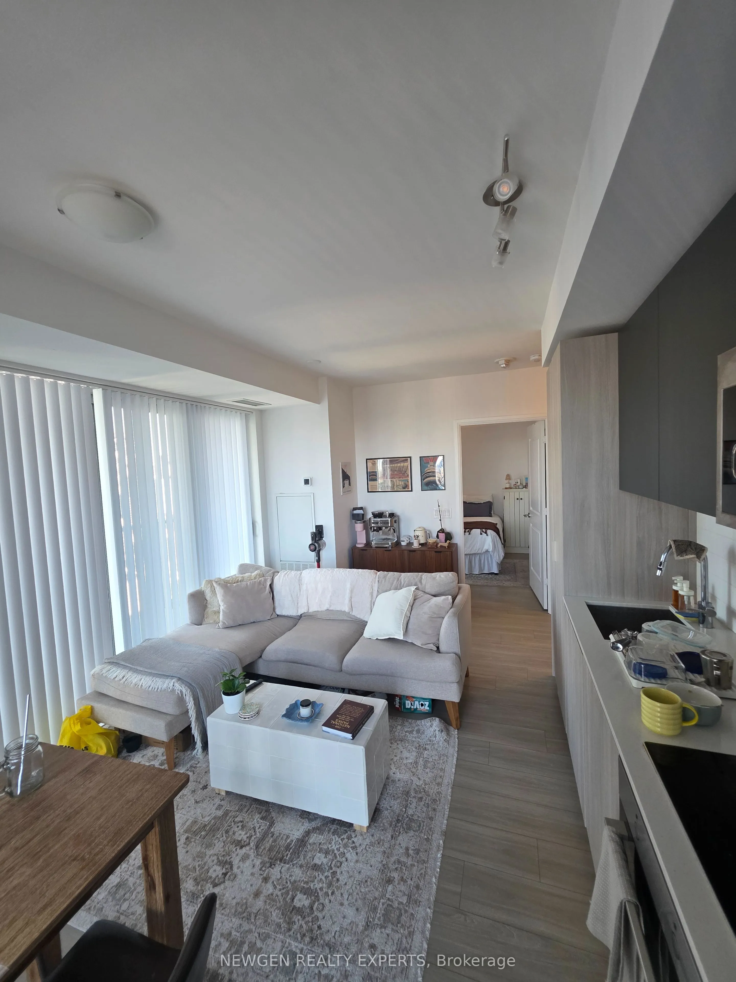 28 Widmer Street #3025