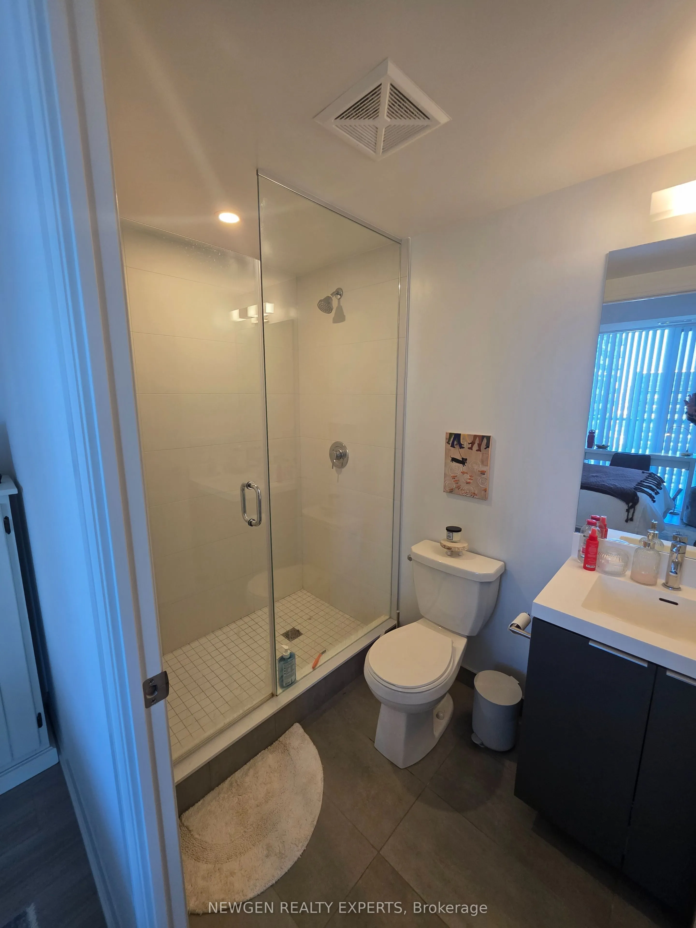 28 Widmer Street #3025