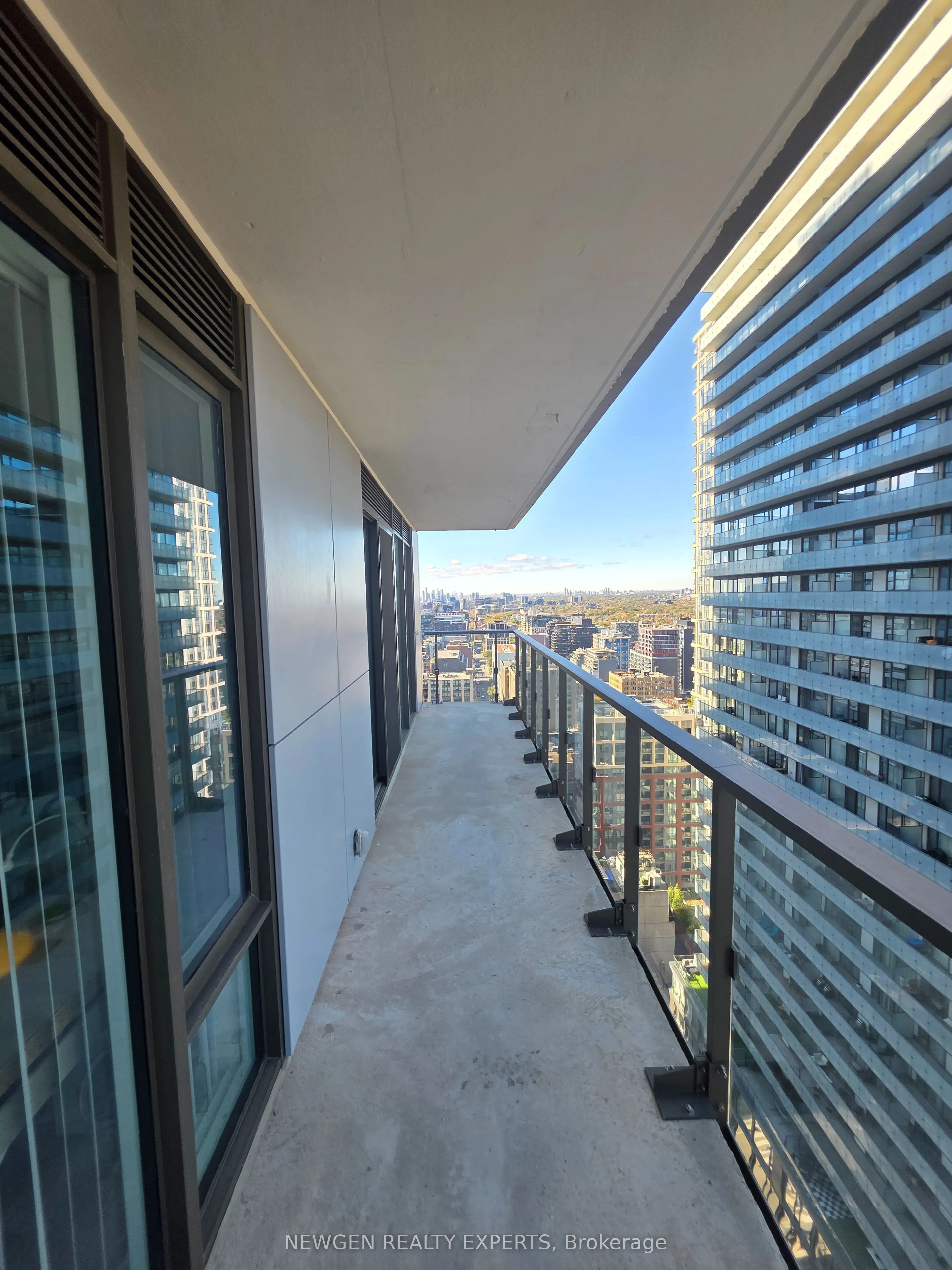 28 Widmer Street #3025
