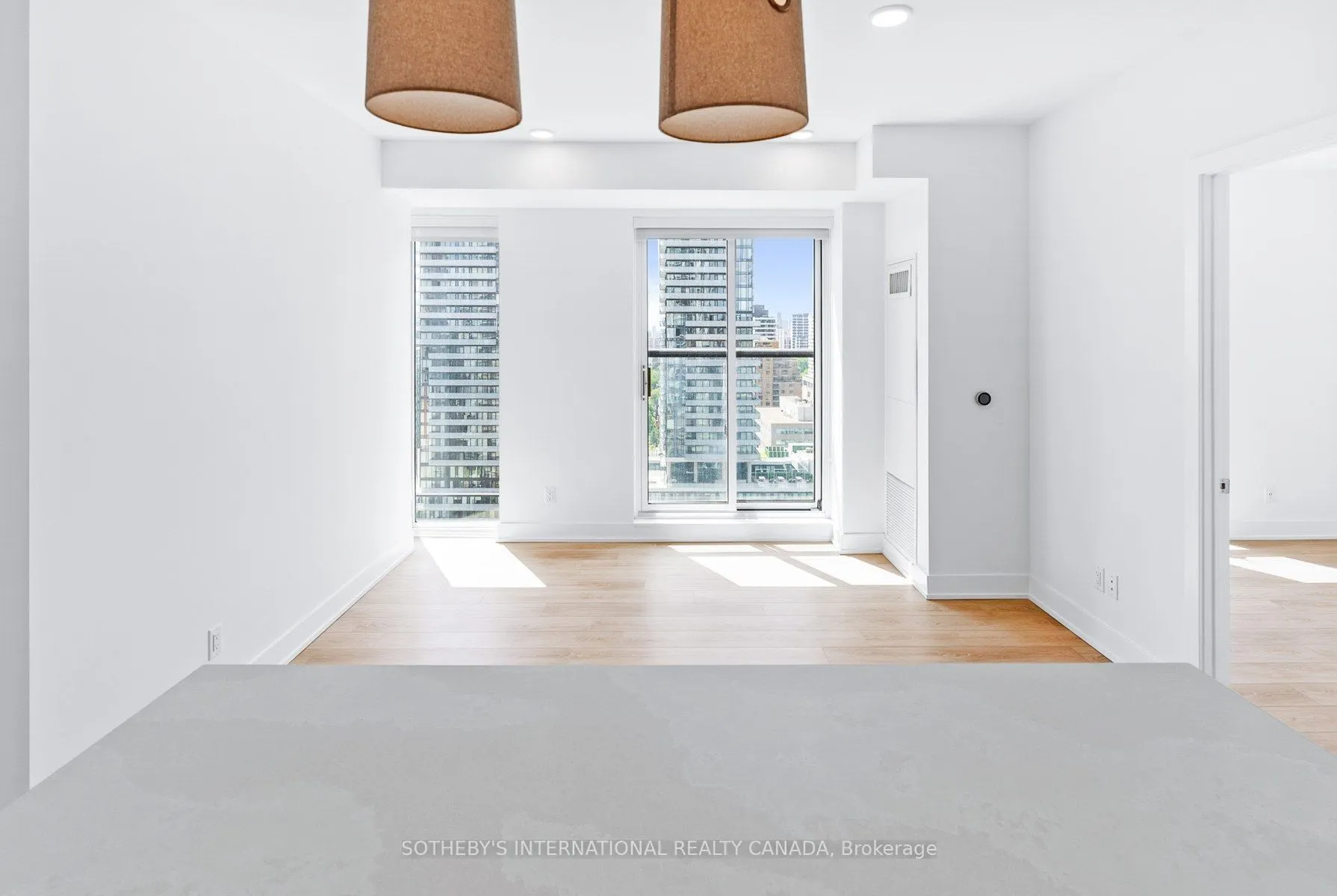 200 Redpath Avenue #1109