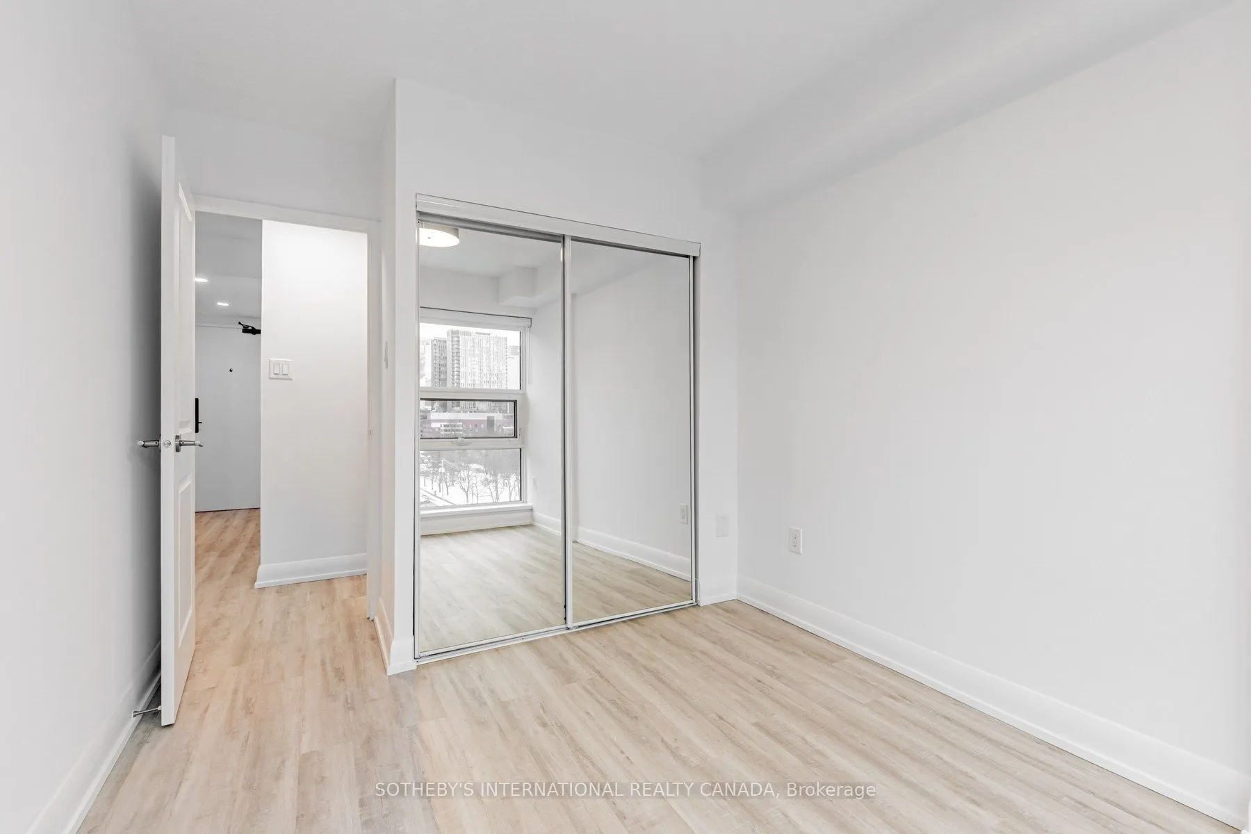 191 Sherbourne Street #S1015