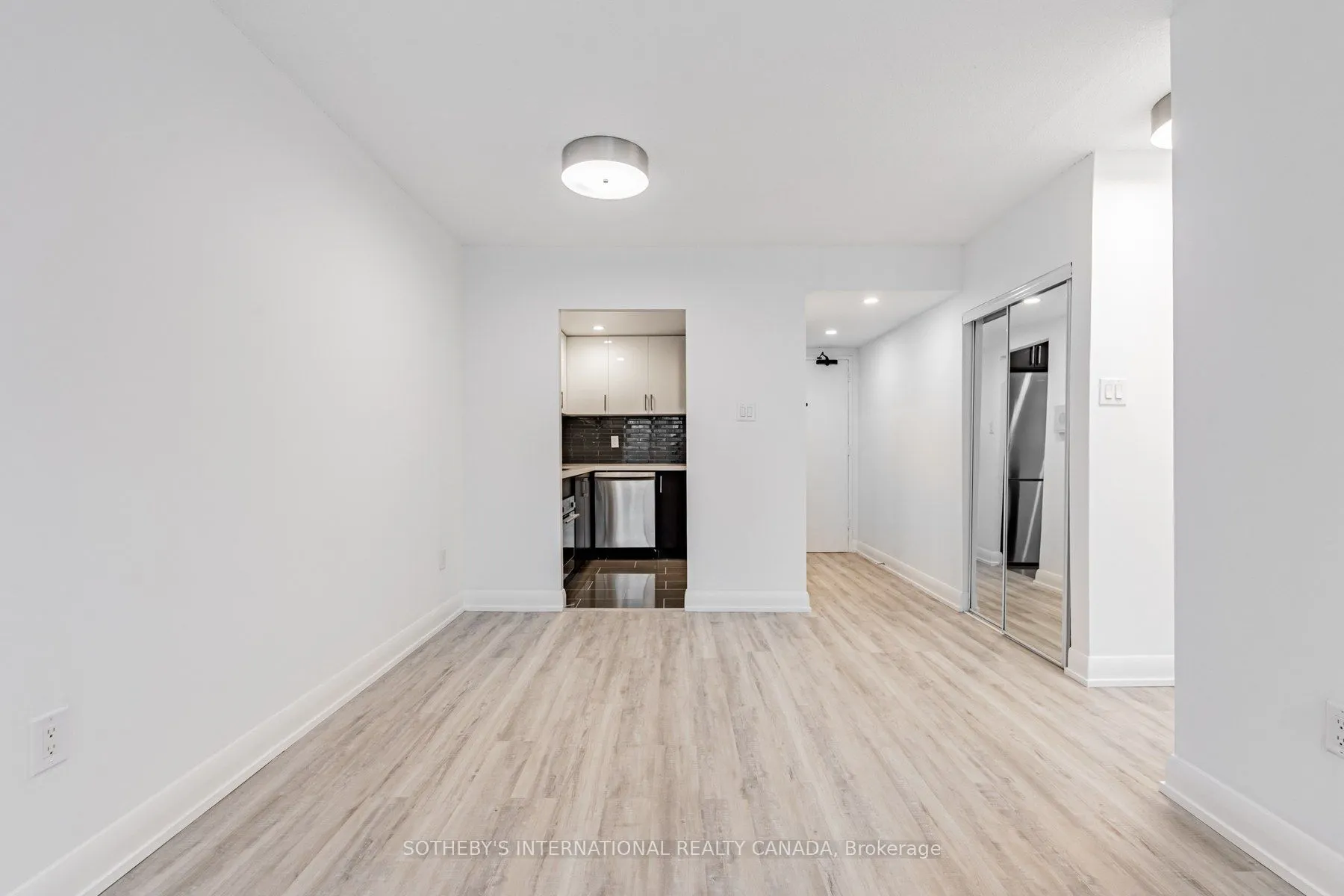 191 Sherbourne Street #S1015