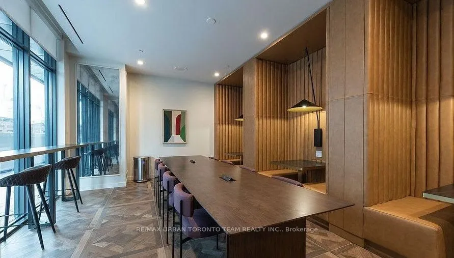 180 Front Street E #PH09