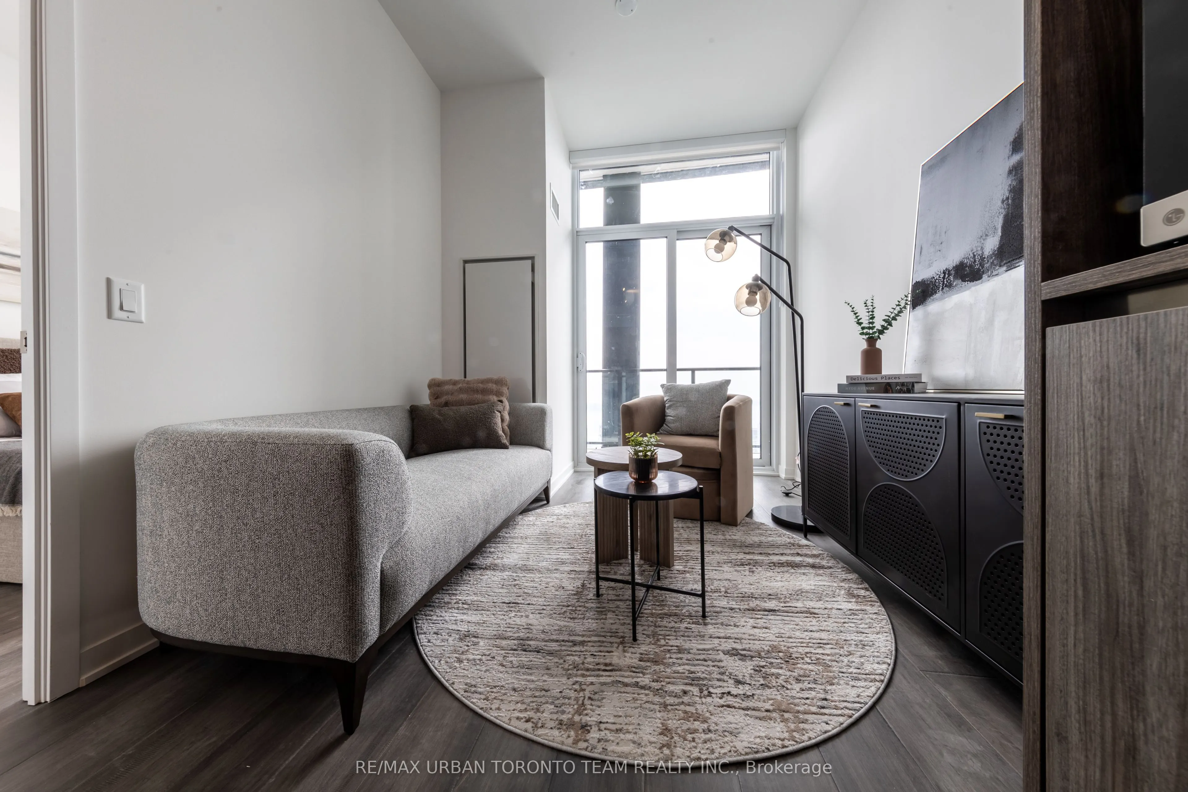 180 Front Street E #PH09