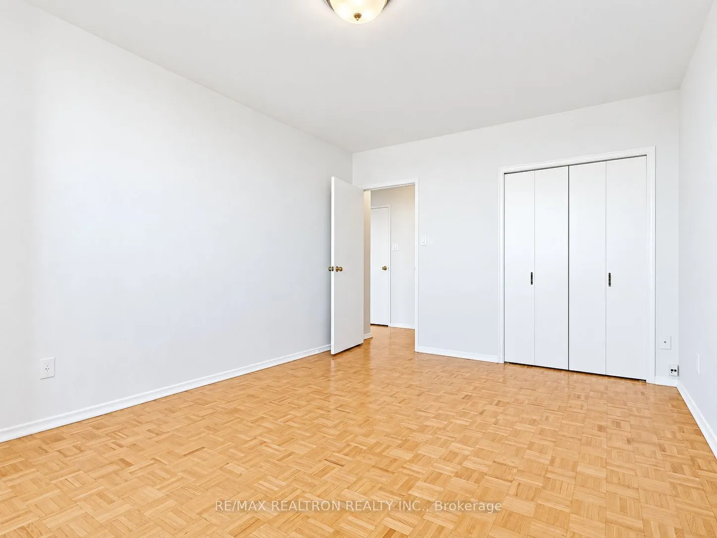 10 Shallmar Boulevard #804