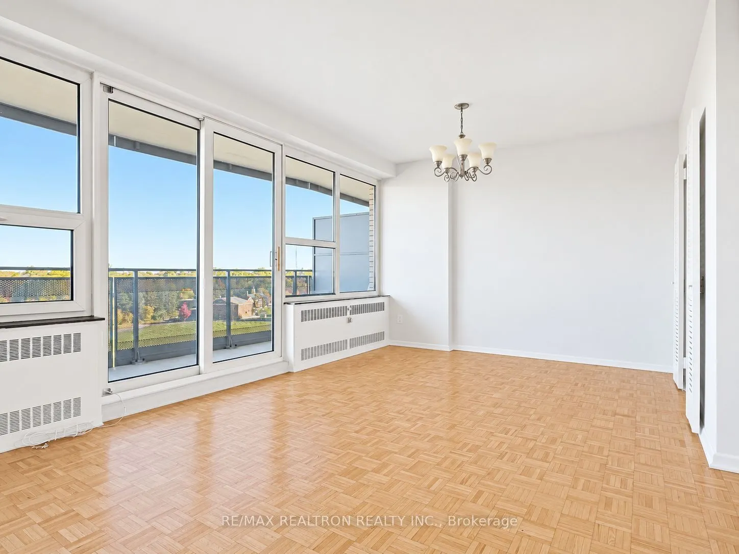 10 Shallmar Boulevard #804