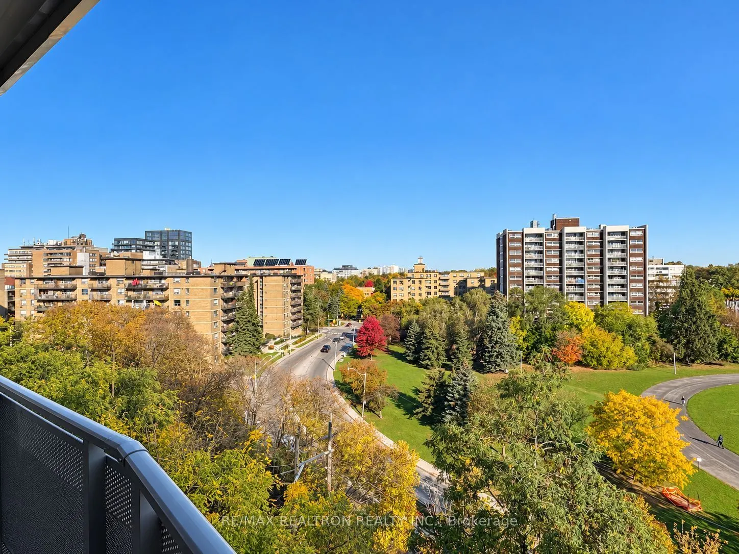 10 Shallmar Boulevard #804