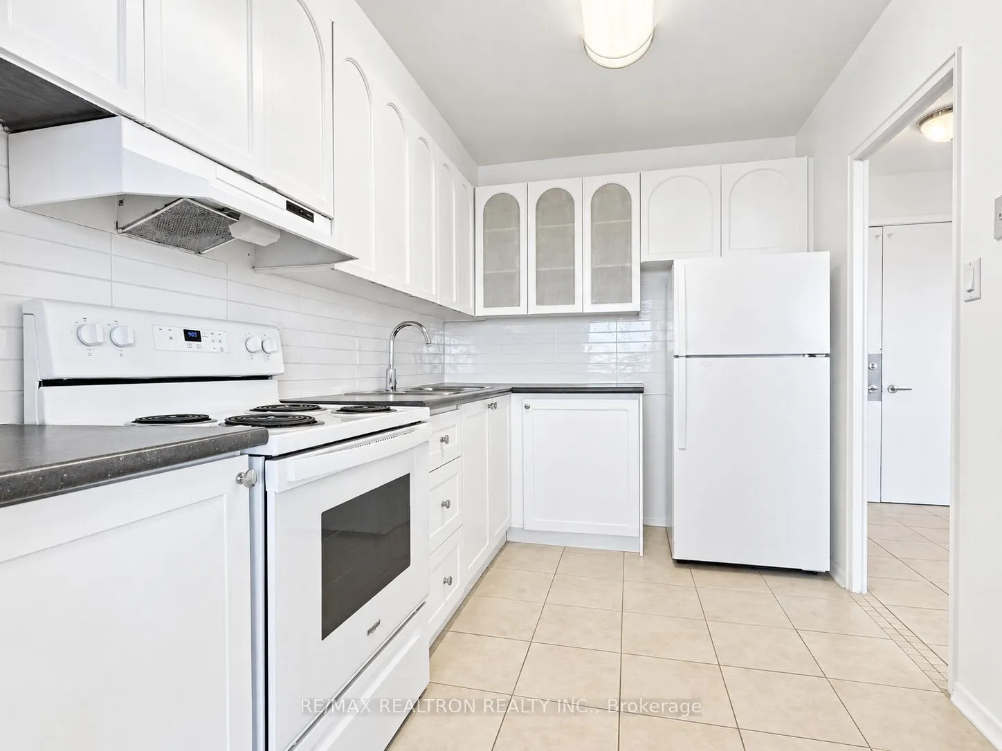 10 Shallmar Boulevard #804
