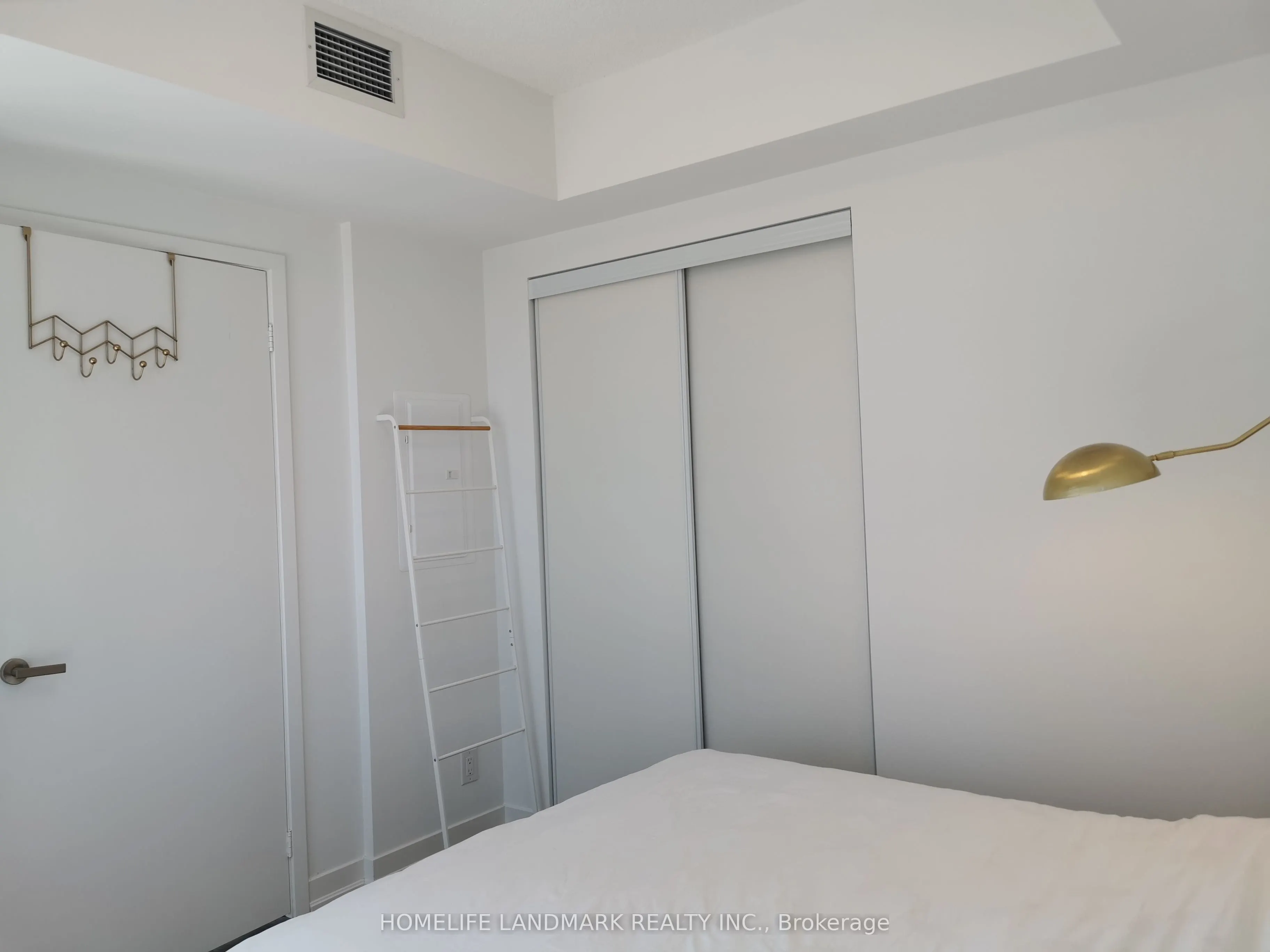 100 Harbour Street #3107