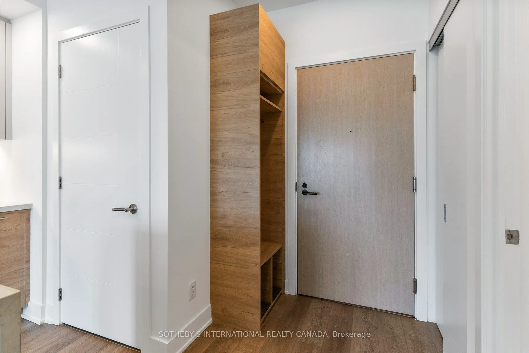 200 Redpath Avenue #303