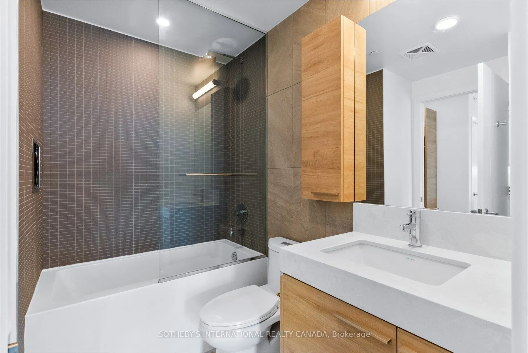 200 Redpath Avenue #303