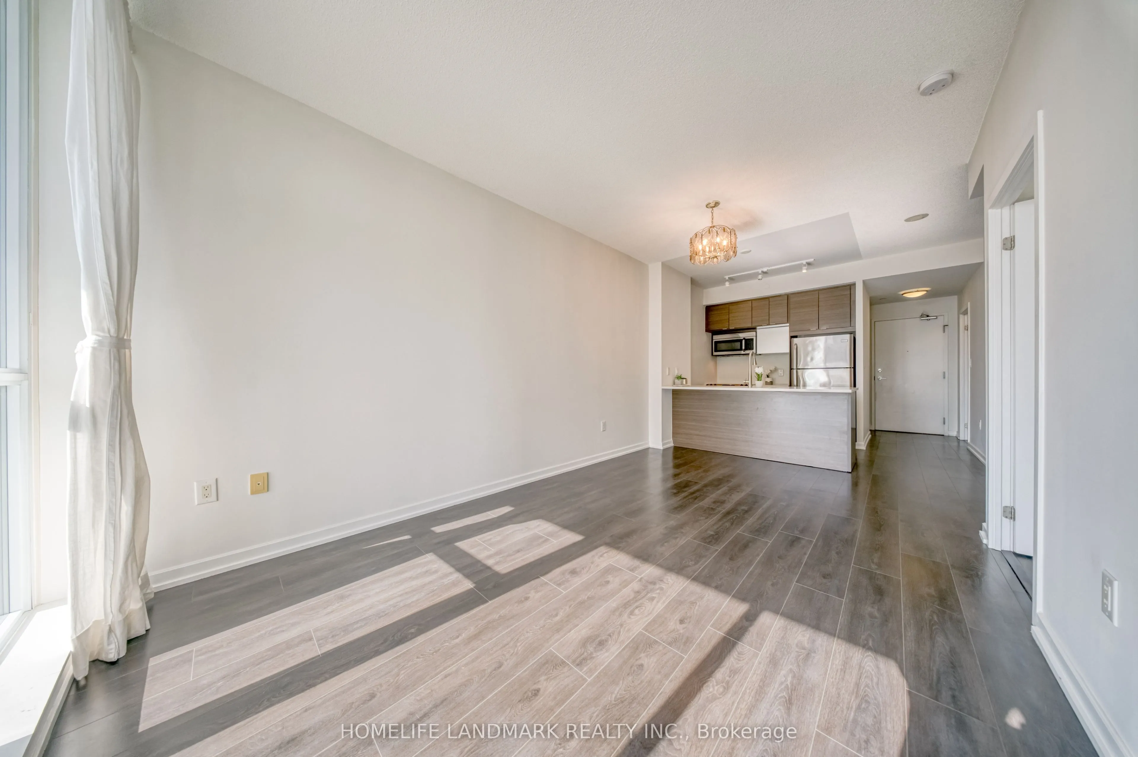 62 Forest Manor Road #1606