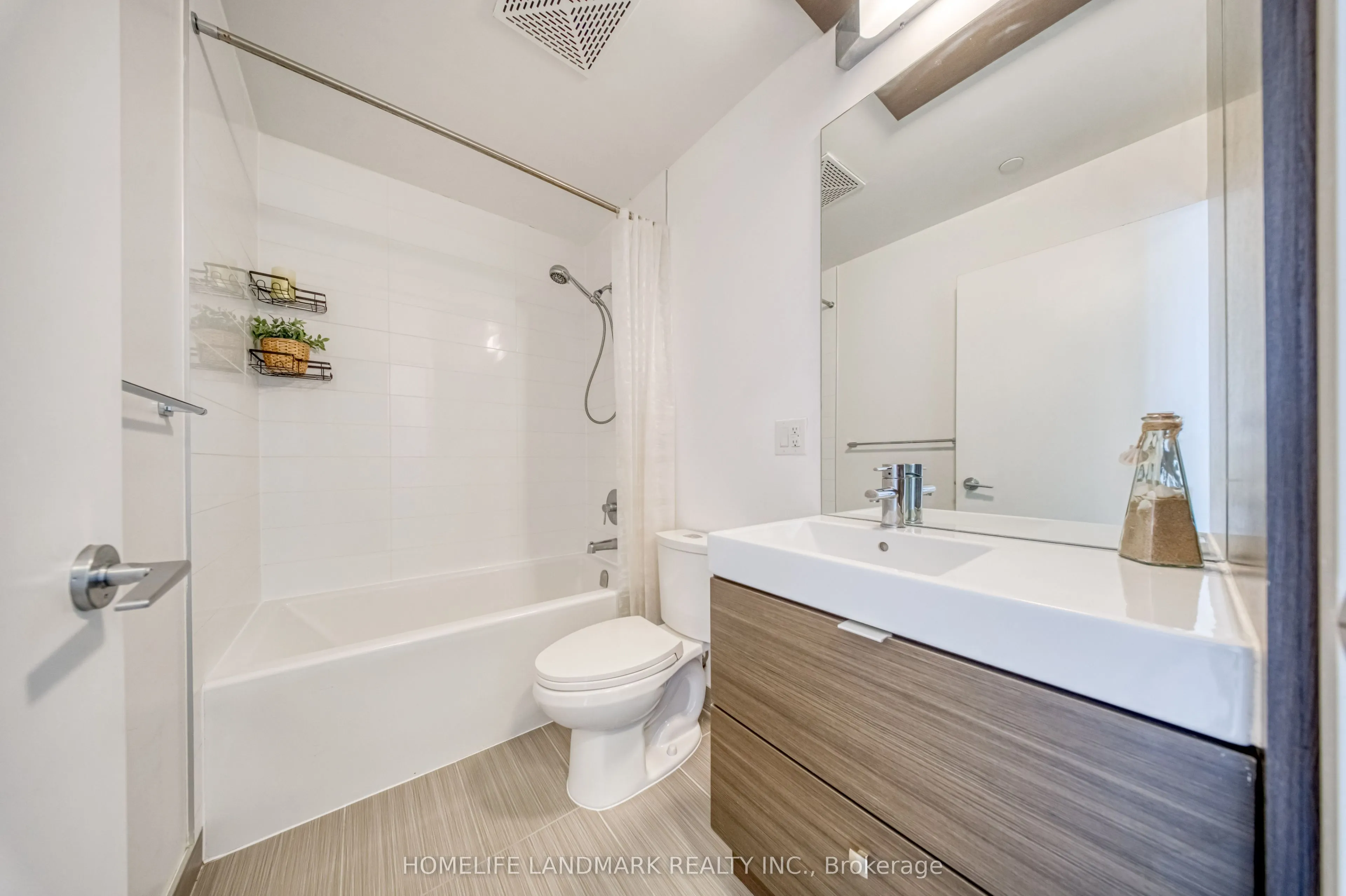 62 Forest Manor Road #1606