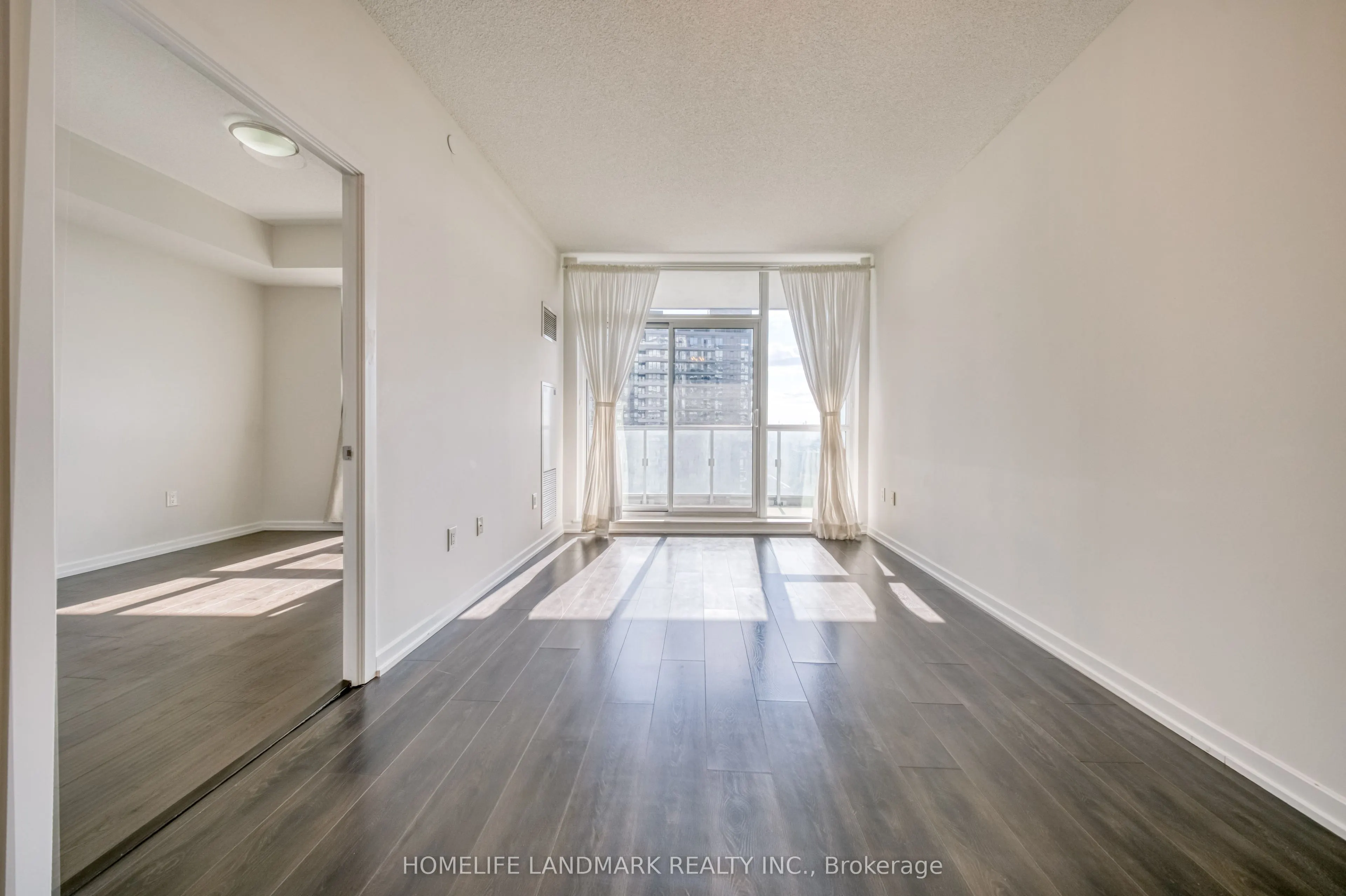 62 Forest Manor Road #1606