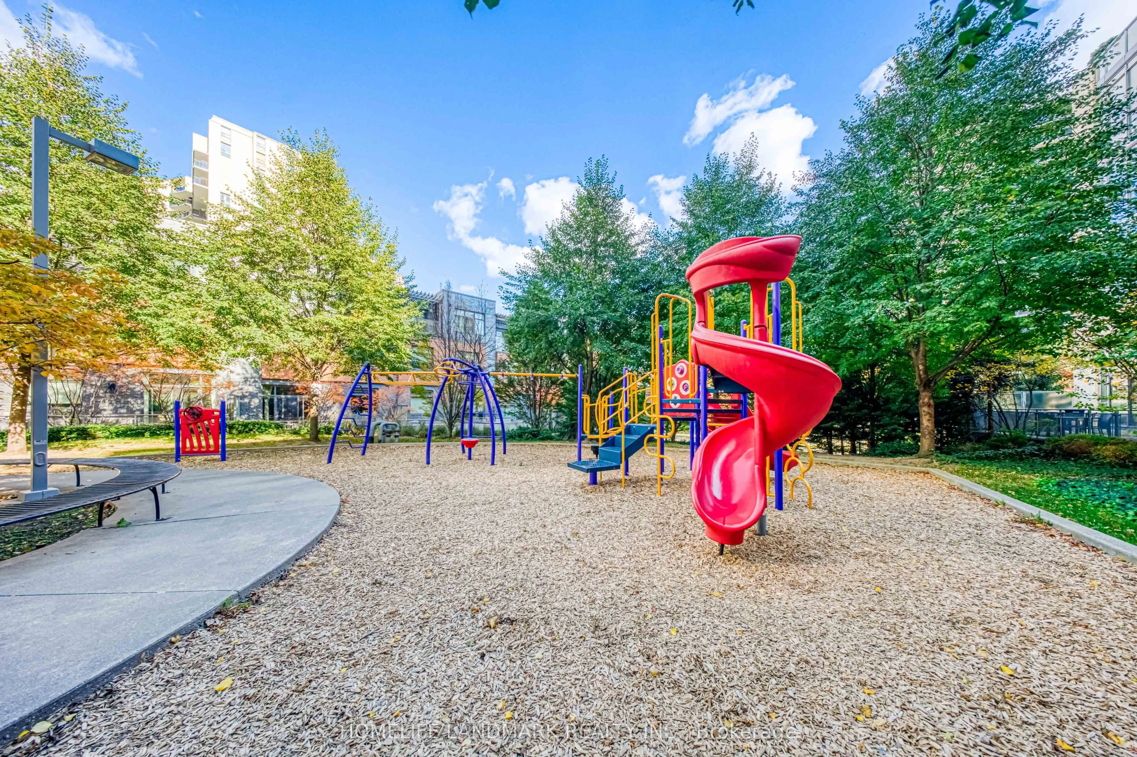 62 Forest Manor Road #1606