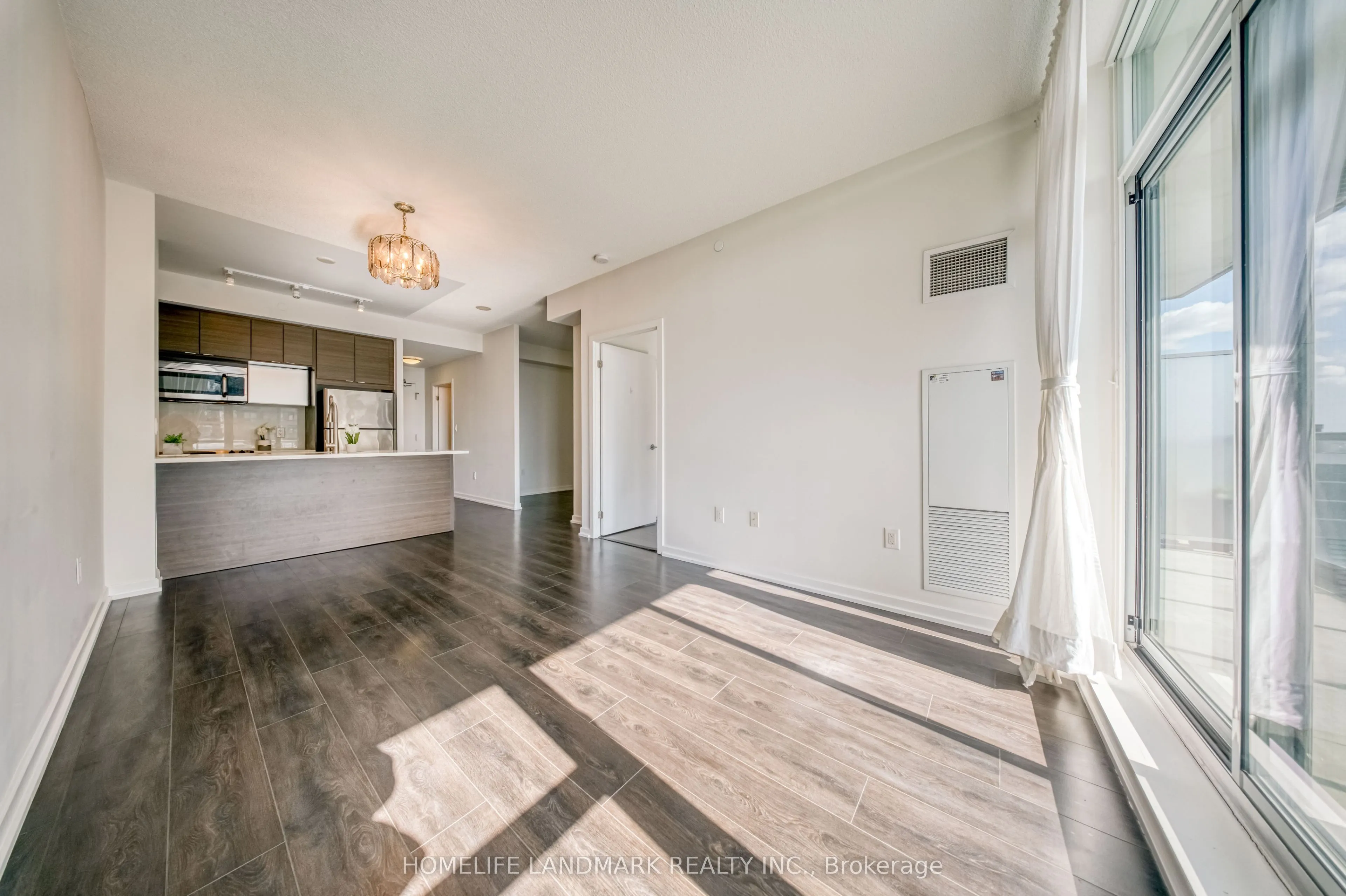62 Forest Manor Road #1606