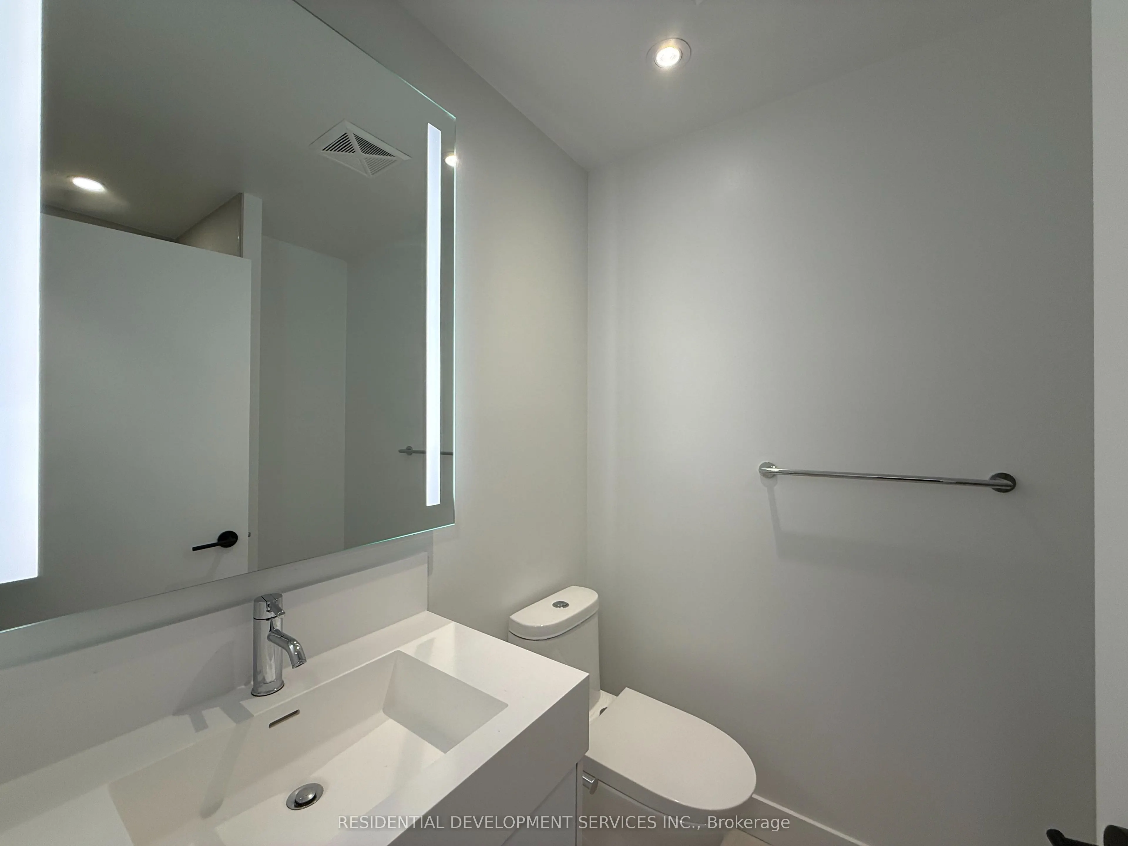306 Jarvis Street #204