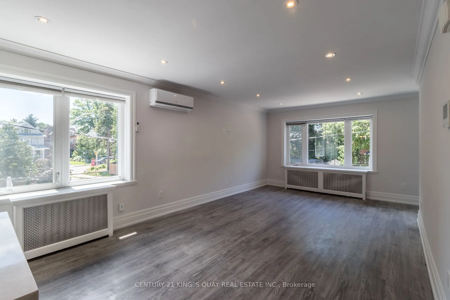 301 Cleveland Street #Upper