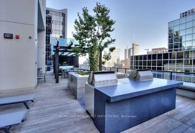 88 Scott Street #5402